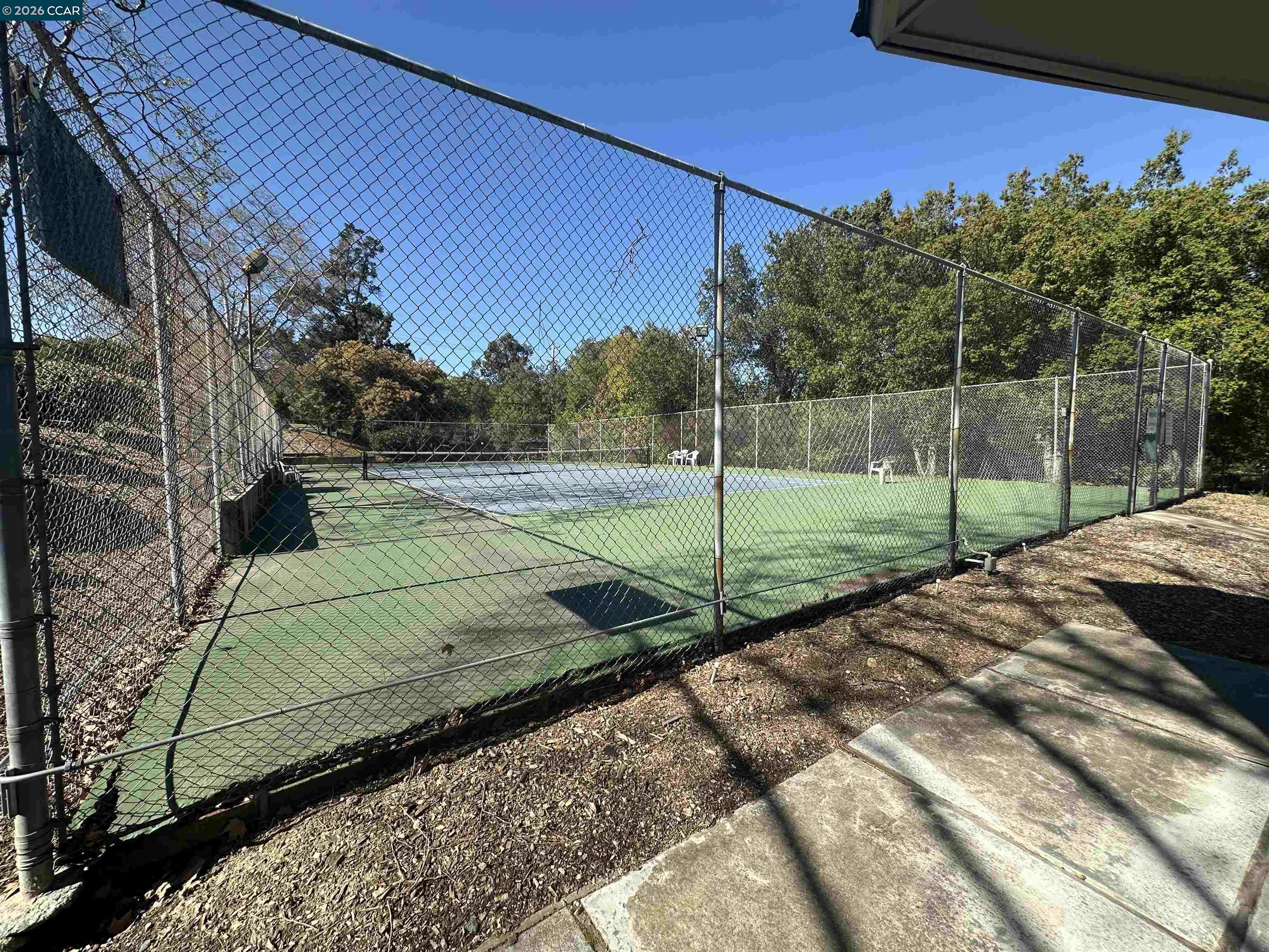 Detail Gallery Image 37 of 39 For 1827 Holland Dr, Walnut Creek,  CA 94597 - 2 Beds | 2/1 Baths