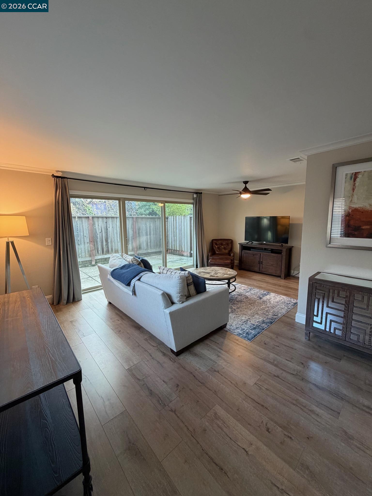 Photo #5: 41126413 Listing: Photo #5