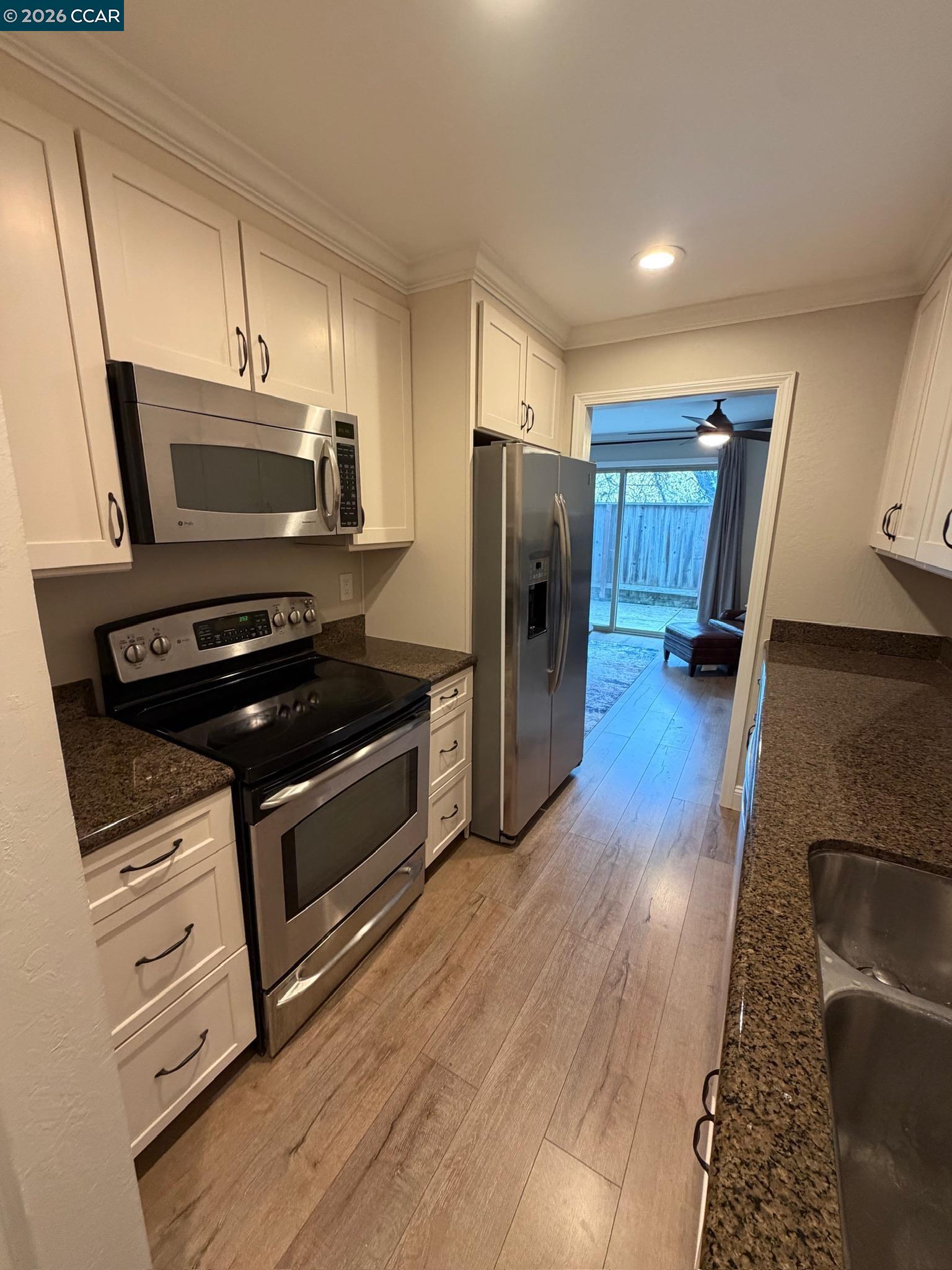 Photo #10: 41126413 Listing: Photo #10