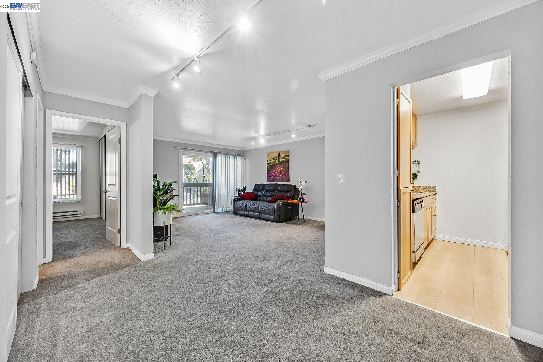 Photo #4: 41126415 Listing: Photo #4