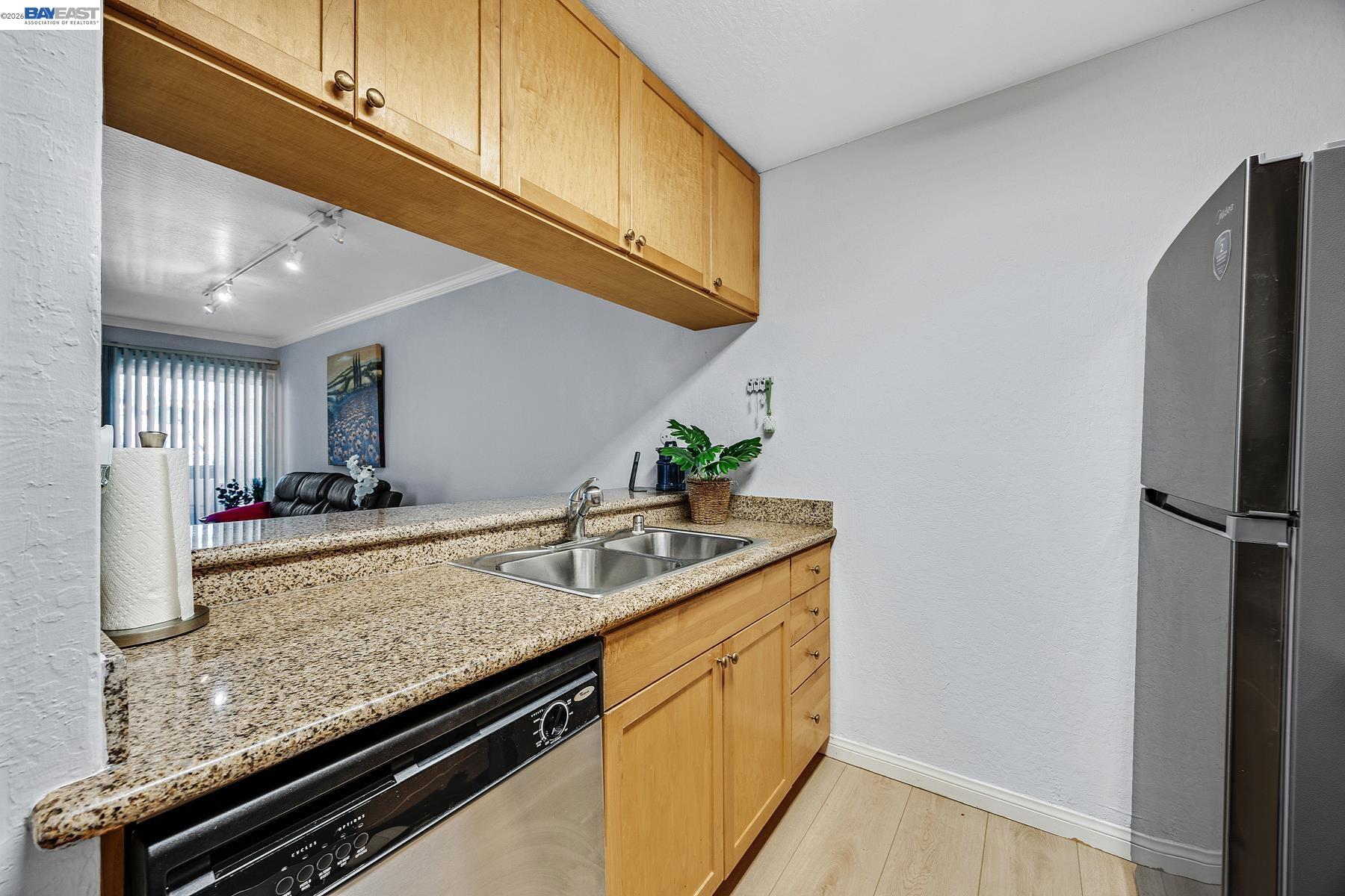 Photo #8: 41126415 Listing: Photo #8