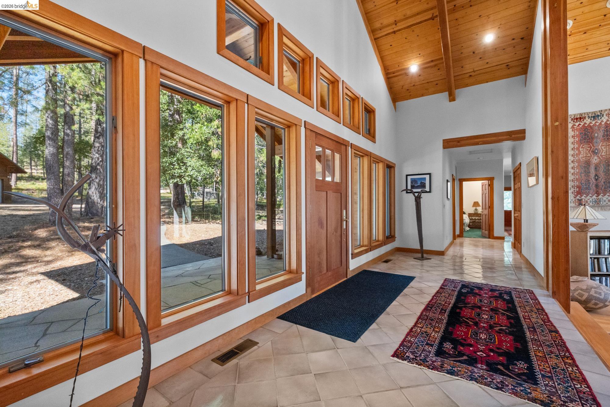 Detail Gallery Image 5 of 57 For 22715 Hells Hollow Rd, Groveland,  CA 95321-0000 - 3 Beds | 2 Baths