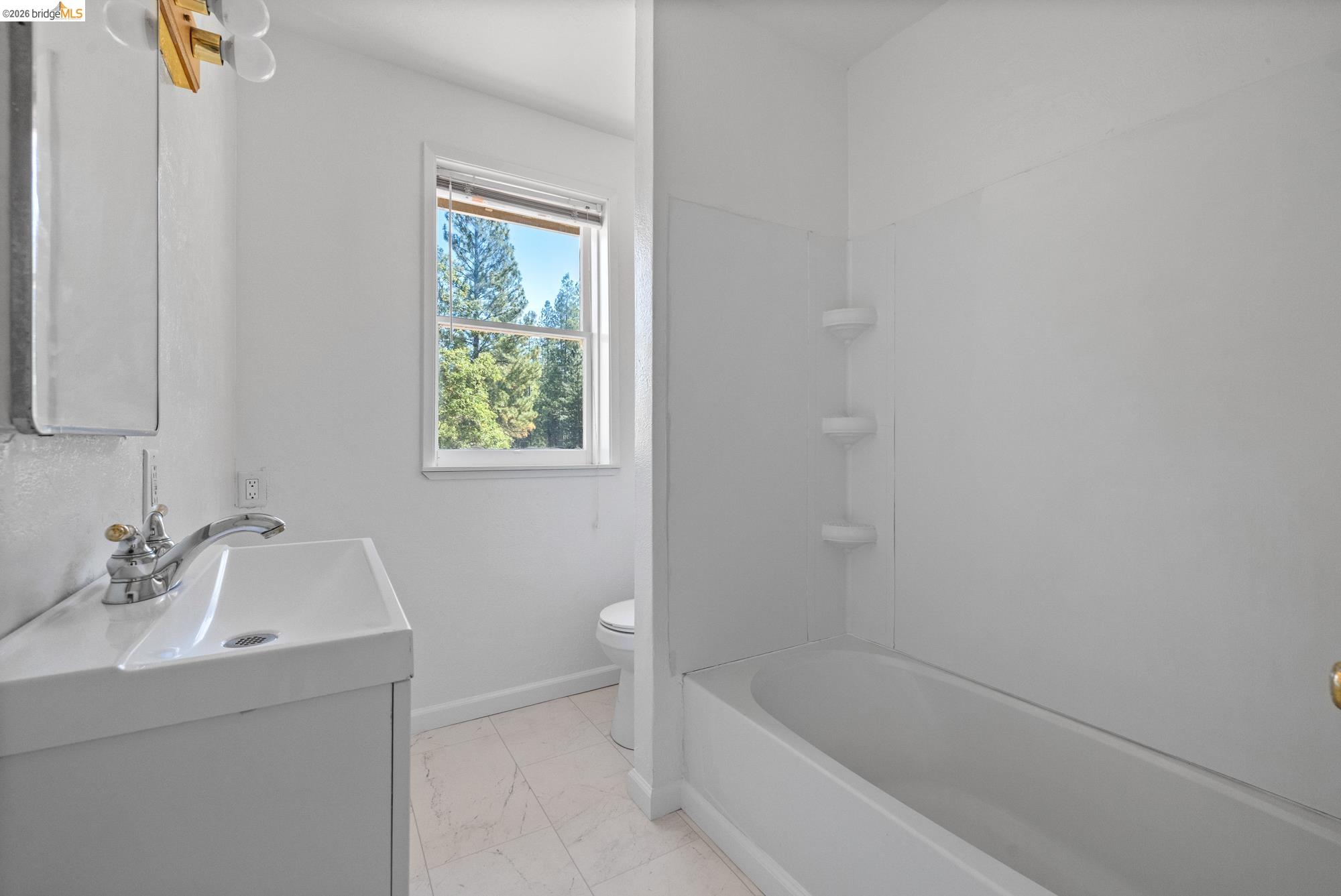 Detail Gallery Image 51 of 57 For 22715 Hells Hollow Rd, Groveland,  CA 95321-0000 - 3 Beds | 2 Baths