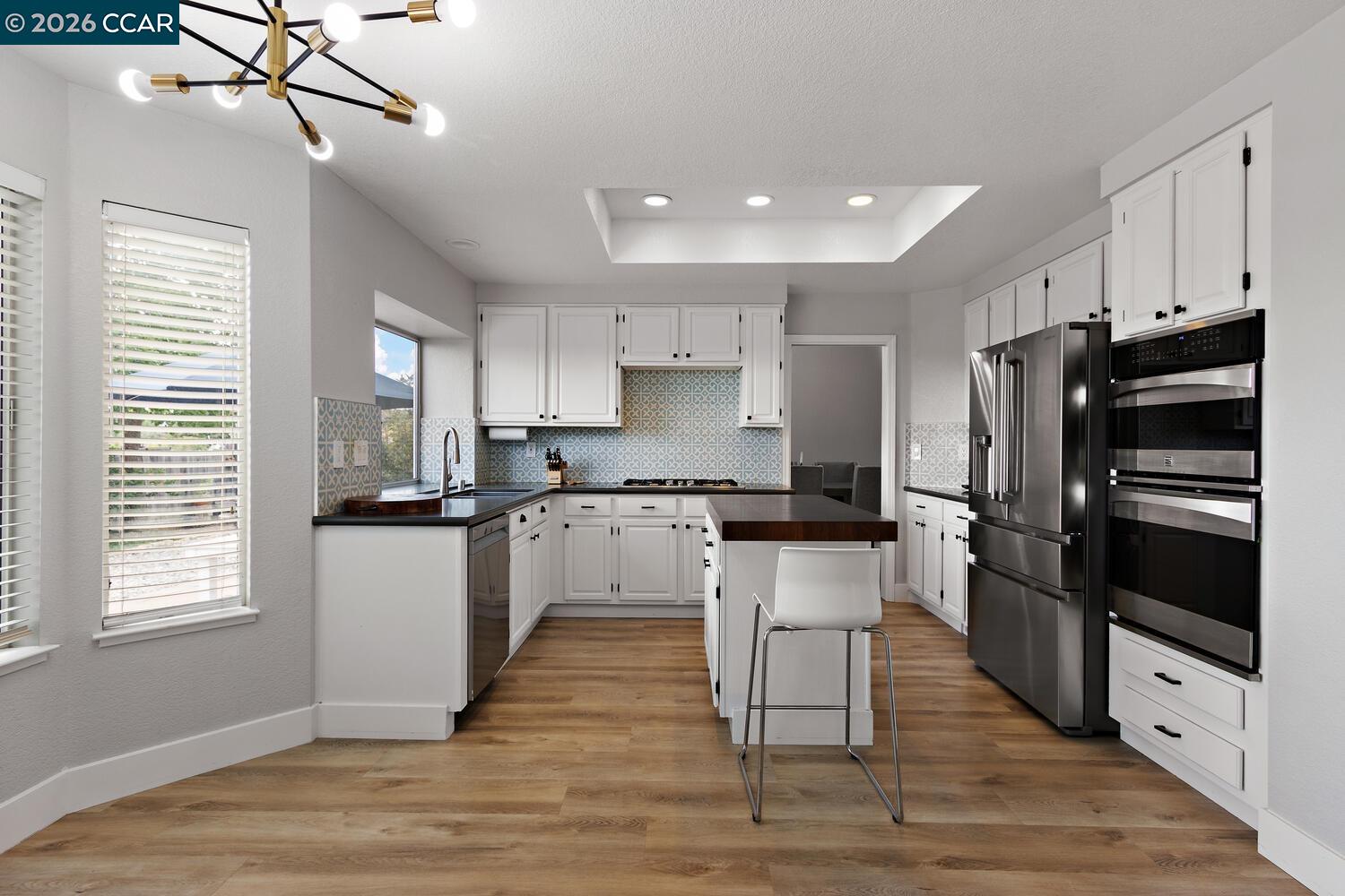 Detail Gallery Image 14 of 41 For 3127 Cherry Valley Cir, Fairfield,  CA 94534 - 4 Beds | 2/1 Baths