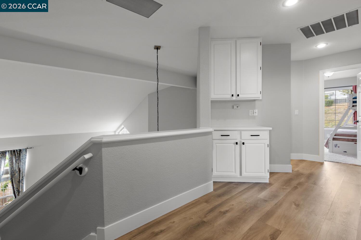 Detail Gallery Image 20 of 41 For 3127 Cherry Valley Cir, Fairfield,  CA 94534 - 4 Beds | 2/1 Baths