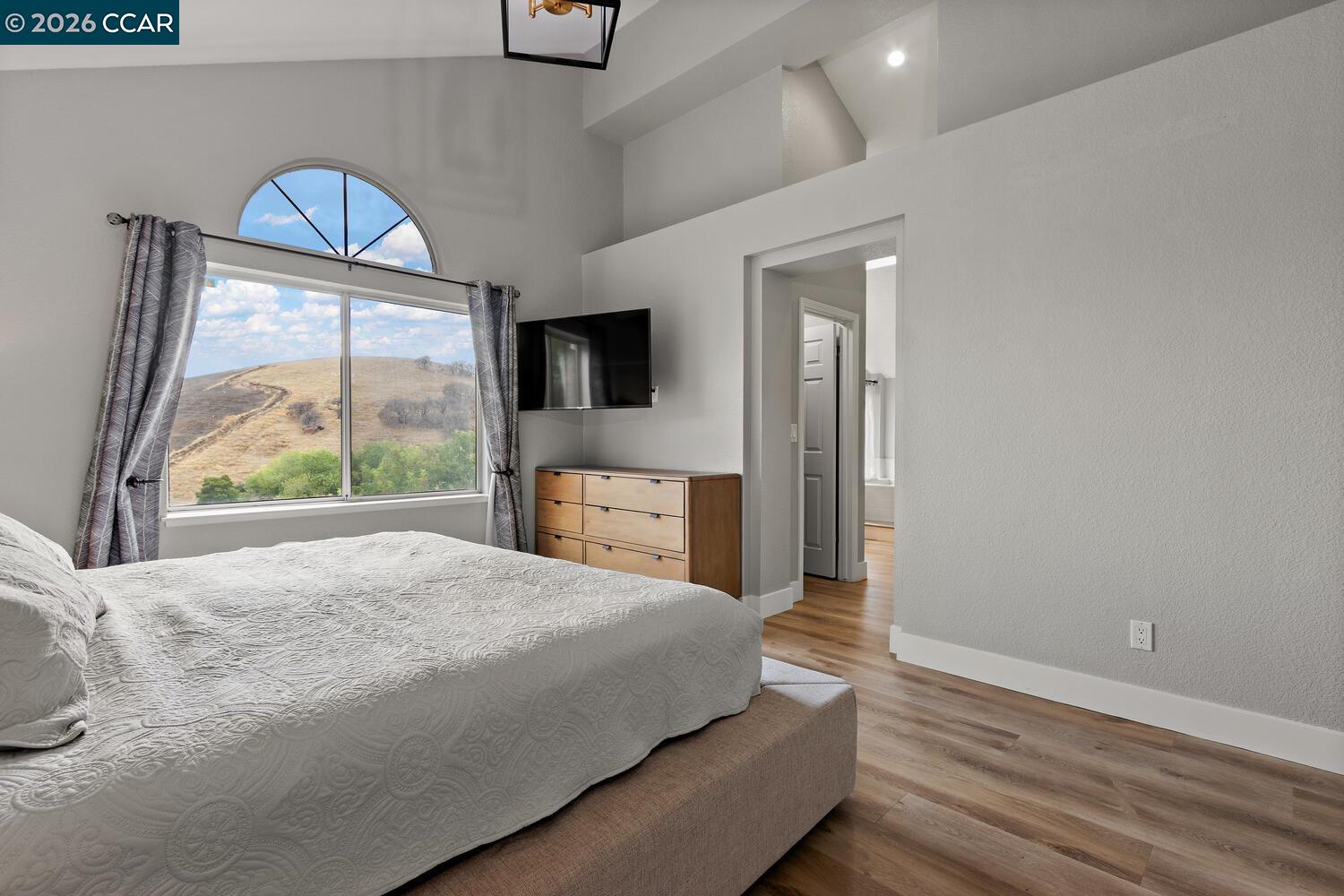 Detail Gallery Image 23 of 41 For 3127 Cherry Valley Cir, Fairfield,  CA 94534 - 4 Beds | 2/1 Baths