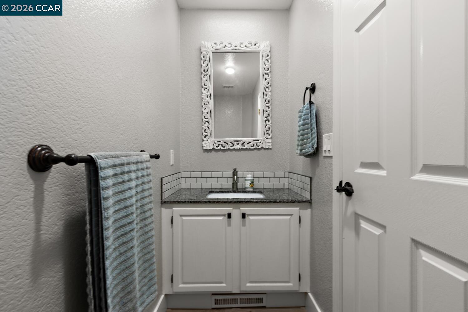 Detail Gallery Image 32 of 41 For 3127 Cherry Valley Cir, Fairfield,  CA 94534 - 4 Beds | 2/1 Baths