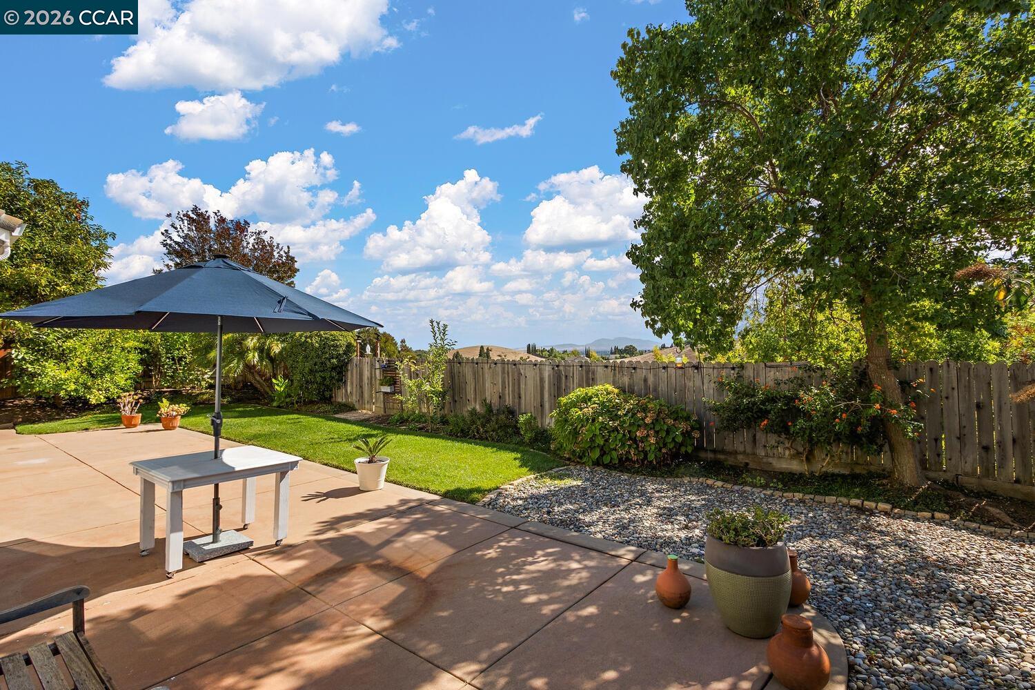 Detail Gallery Image 34 of 41 For 3127 Cherry Valley Cir, Fairfield,  CA 94534 - 4 Beds | 2/1 Baths