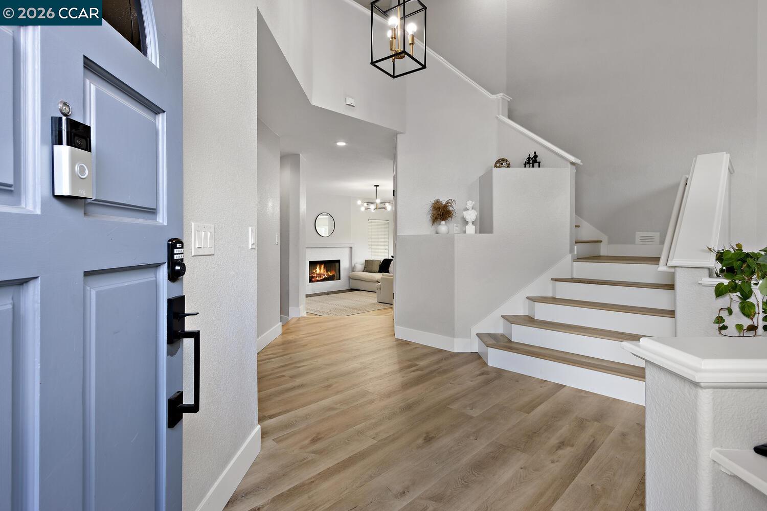 Detail Gallery Image 7 of 41 For 3127 Cherry Valley Cir, Fairfield,  CA 94534 - 4 Beds | 2/1 Baths