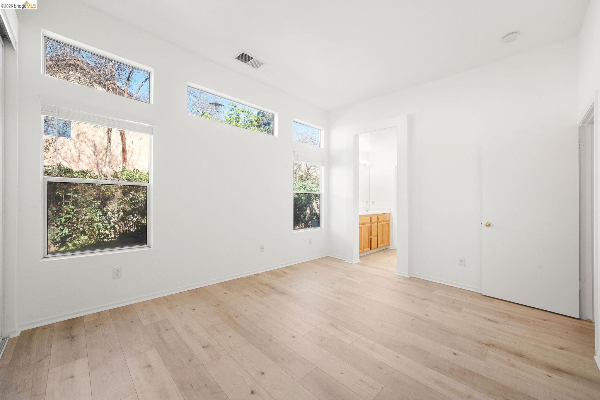 Detail Gallery Image 14 of 20 For 1759 Laurelgrove Ln, Tracy,  CA 95376 - 3 Beds | 2 Baths