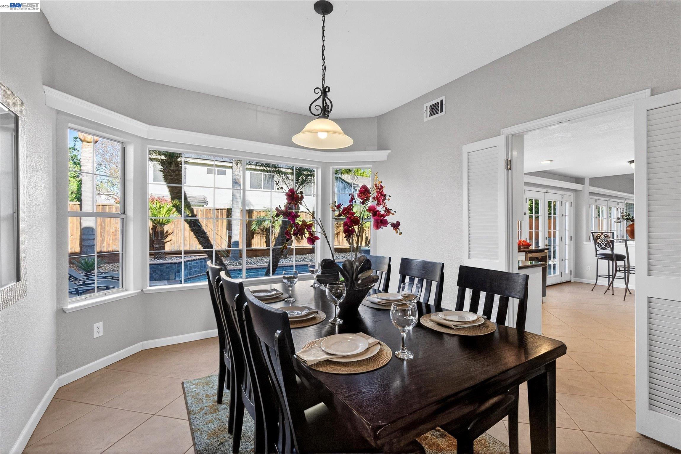 Detail Gallery Image 12 of 40 For 1120 Gatetree Court, Tracy,  CA 95376-9778 - 4 Beds | 2/1 Baths