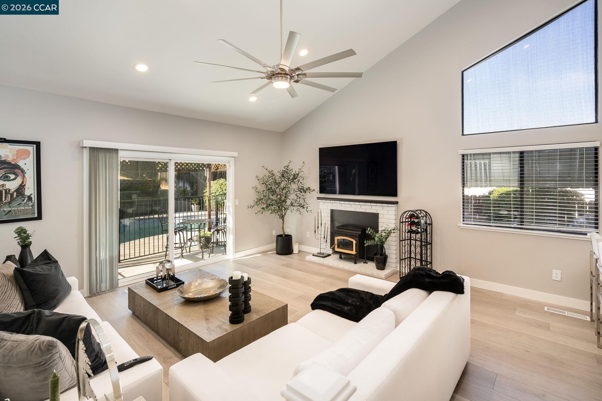 Detail Gallery Image 8 of 38 For 3828 Killdeer Dr, Antioch,  CA 94509 - 3 Beds | 2 Baths