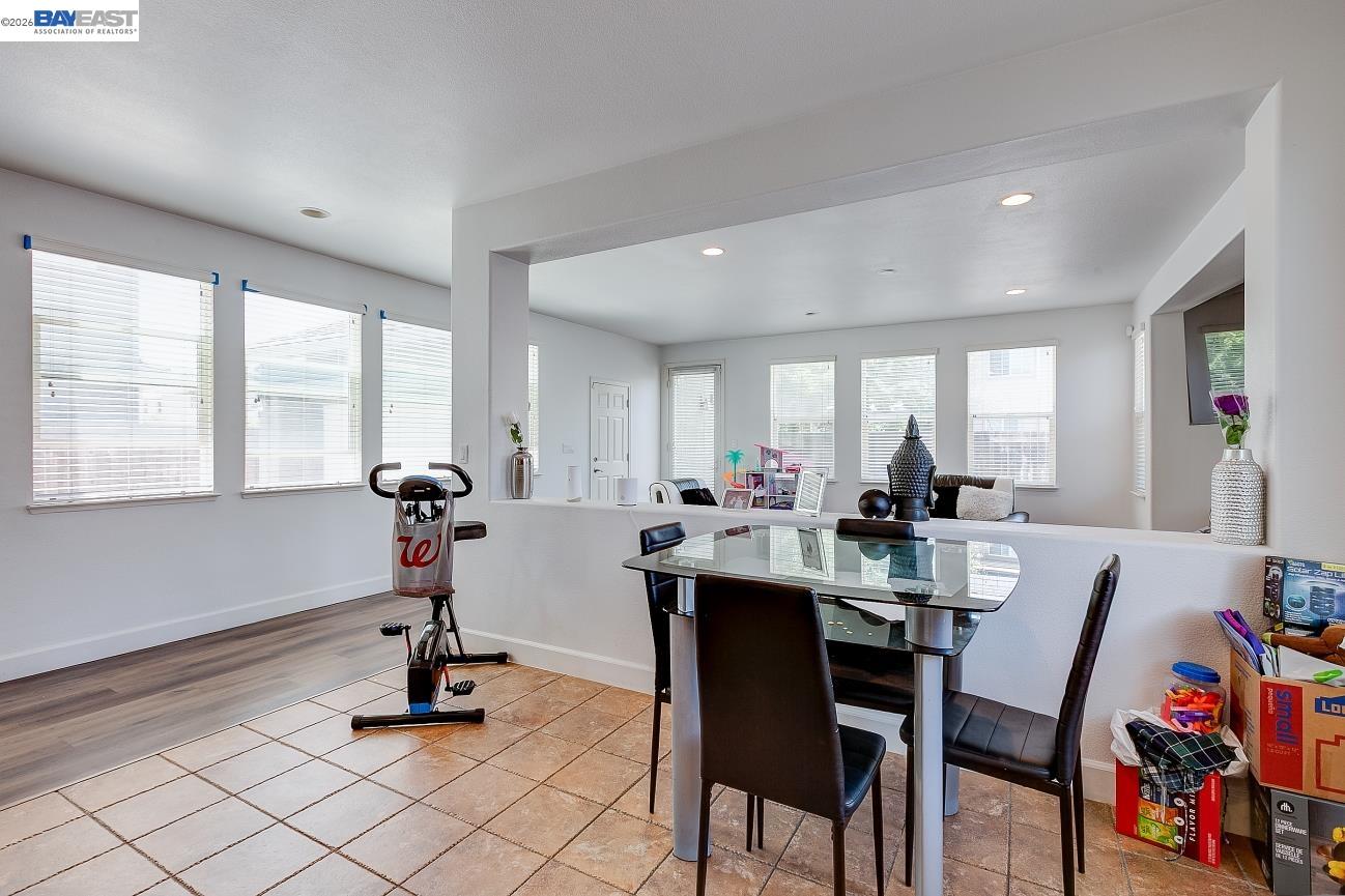 Detail Gallery Image 25 of 60 For 53 Puffin Cir, Oakley,  CA 94561 - 3 Beds | 2/1 Baths