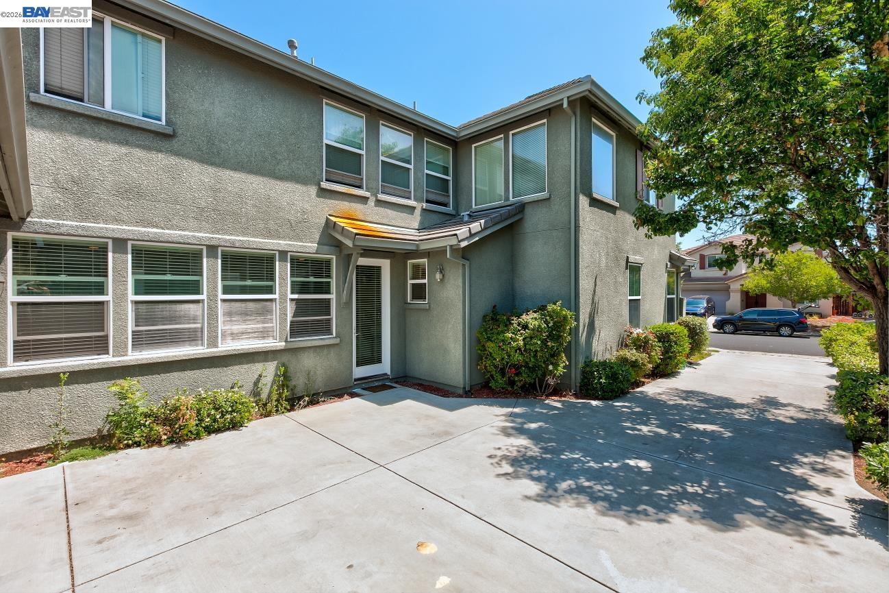 Detail Gallery Image 4 of 60 For 53 Puffin Cir, Oakley,  CA 94561 - 3 Beds | 2/1 Baths