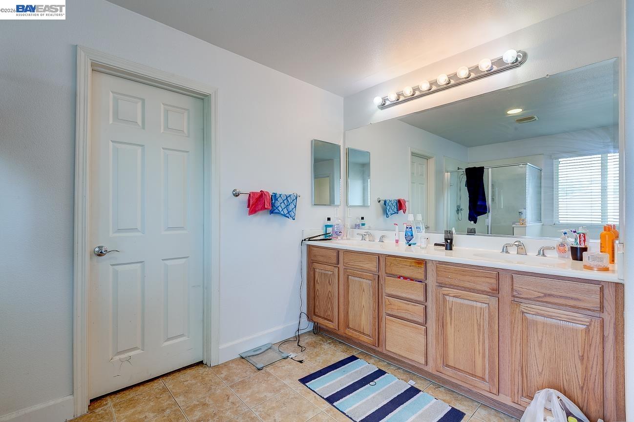 Detail Gallery Image 38 of 60 For 53 Puffin Cir, Oakley,  CA 94561 - 3 Beds | 2/1 Baths