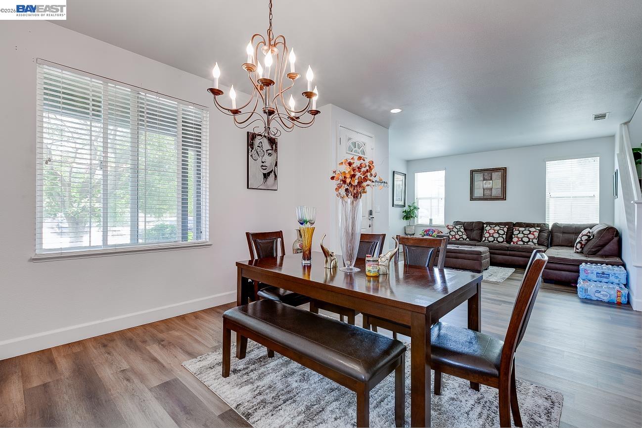 Detail Gallery Image 10 of 60 For 53 Puffin Cir, Oakley,  CA 94561 - 3 Beds | 2/1 Baths