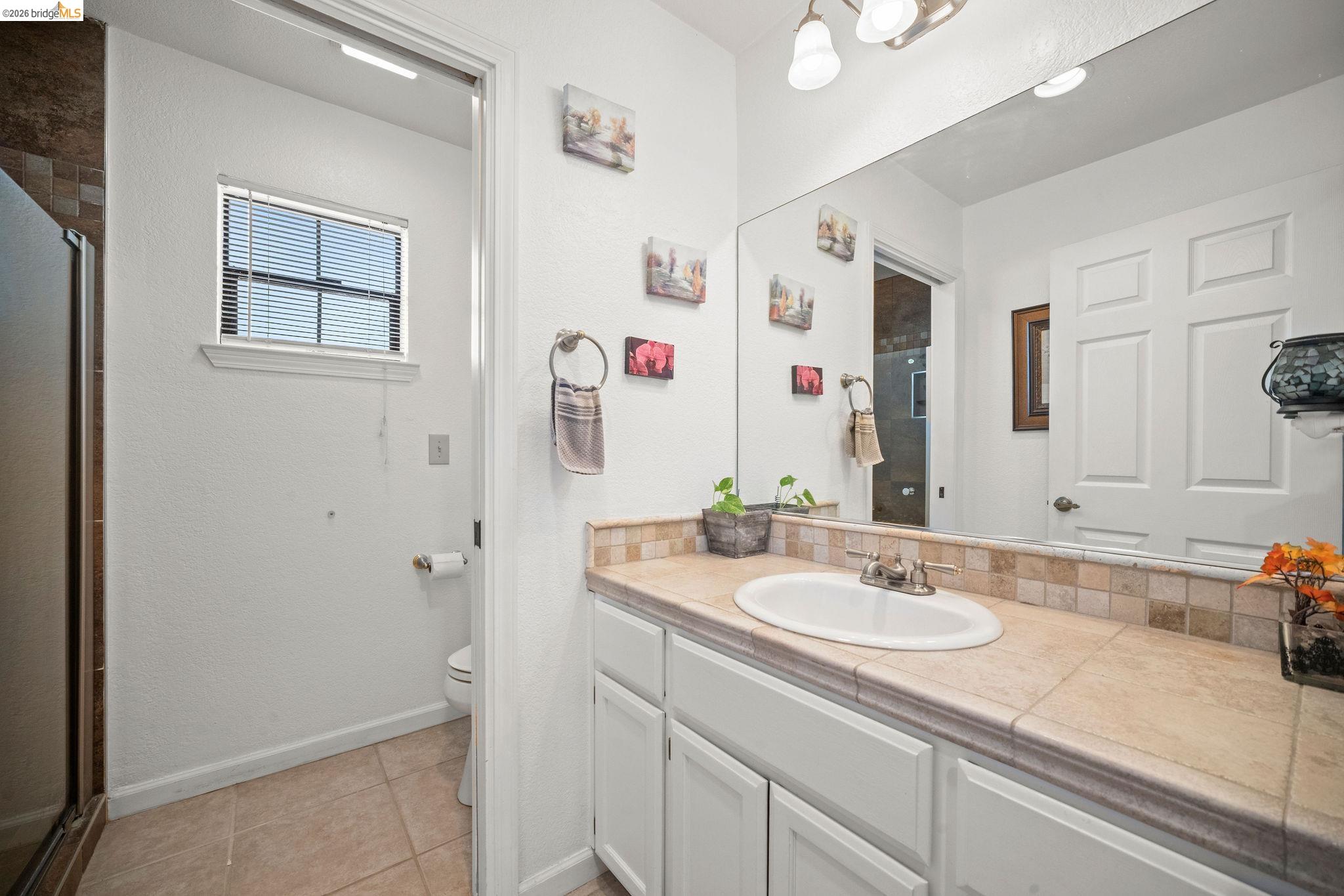 Detail Gallery Image 16 of 40 For 5770 Gateway Ct, Discovery Bay,  CA 94505 - 4 Beds | 2/1 Baths