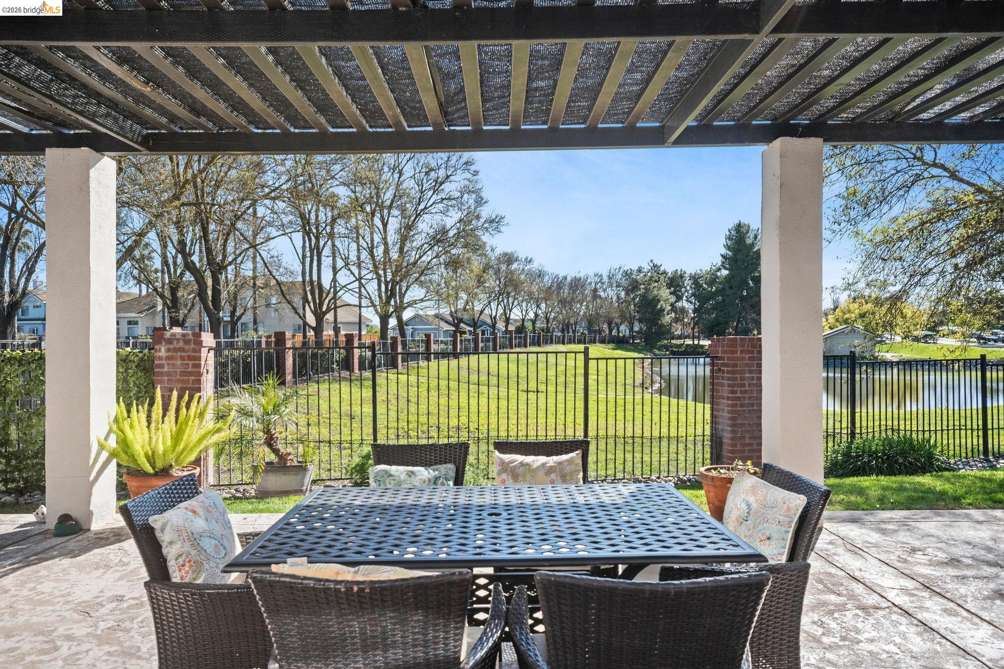 Detail Gallery Image 31 of 40 For 5770 Gateway Ct, Discovery Bay,  CA 94505 - 4 Beds | 2/1 Baths