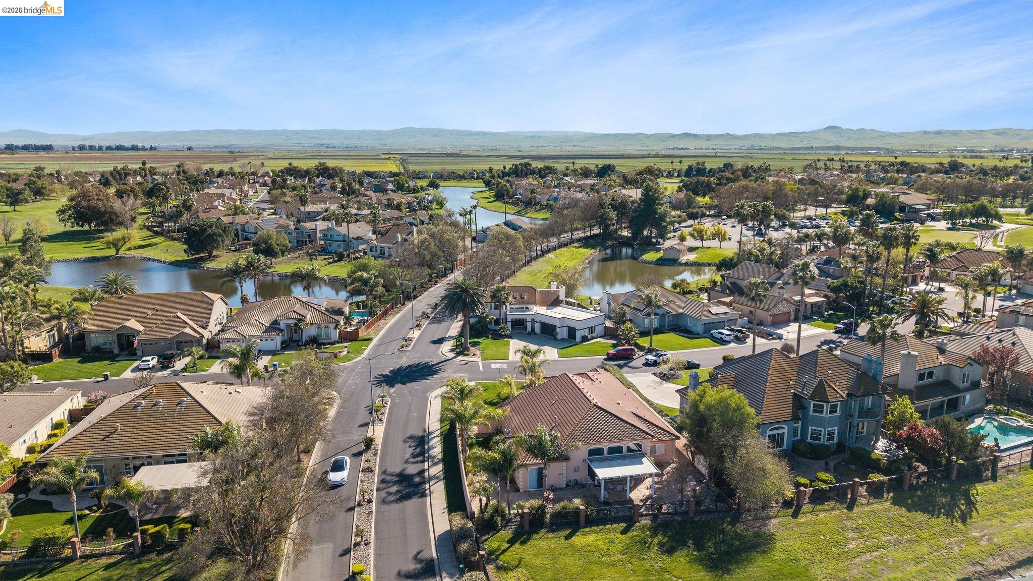 Detail Gallery Image 37 of 40 For 5770 Gateway Ct, Discovery Bay,  CA 94505 - 4 Beds | 2/1 Baths