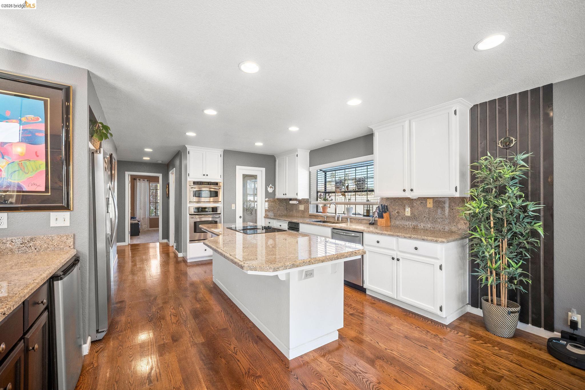 Detail Gallery Image 8 of 40 For 5770 Gateway Ct, Discovery Bay,  CA 94505 - 4 Beds | 2/1 Baths