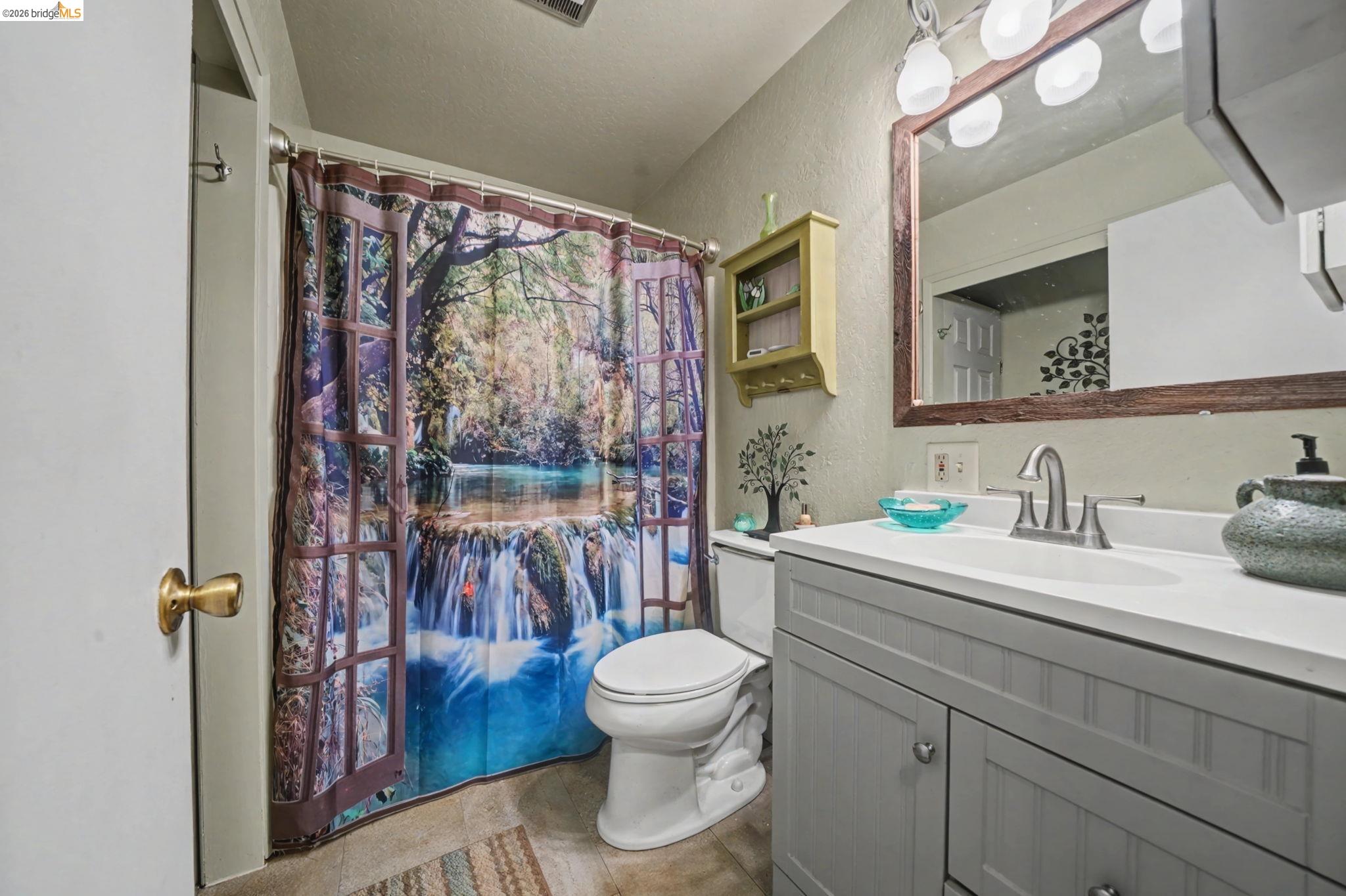 Detail Gallery Image 31 of 60 For 6145 Swiss Ranch Rd, Mountain Ranch,  CA 95246 - 5 Beds | 3 Baths