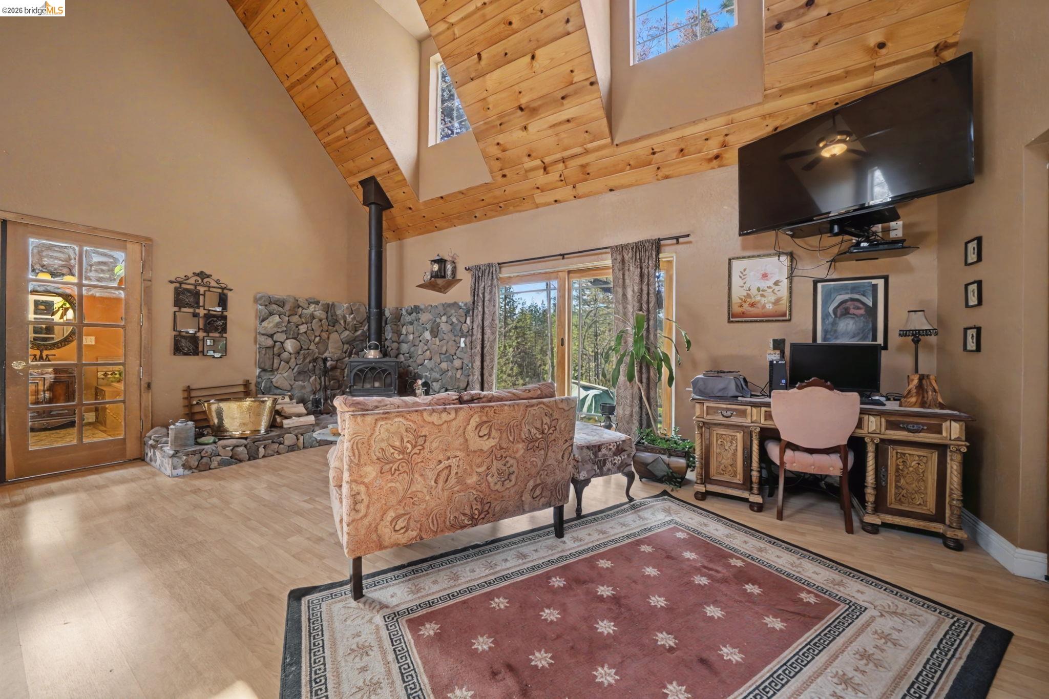 Detail Gallery Image 34 of 60 For 6145 Swiss Ranch Rd, Mountain Ranch,  CA 95246 - 5 Beds | 3 Baths