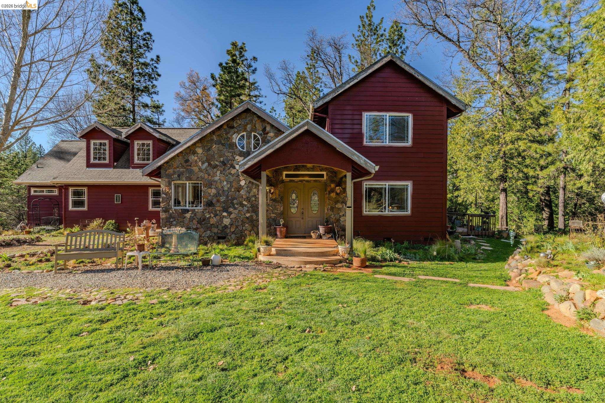 Detail Gallery Image 7 of 60 For 6145 Swiss Ranch Rd, Mountain Ranch,  CA 95246 - 5 Beds | 3 Baths