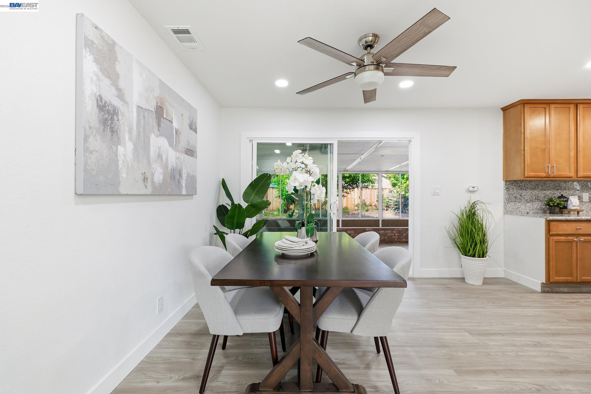 Detail Gallery Image 11 of 59 For 40242 Crockett St, Fremont,  CA 94538 - 4 Beds | 2 Baths