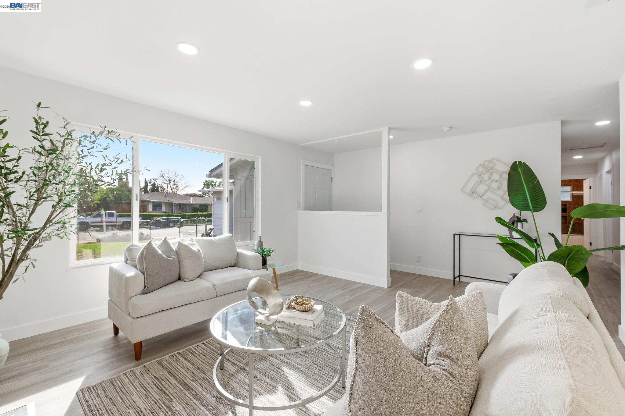 Detail Gallery Image 5 of 59 For 40242 Crockett St, Fremont,  CA 94538 - 4 Beds | 2 Baths