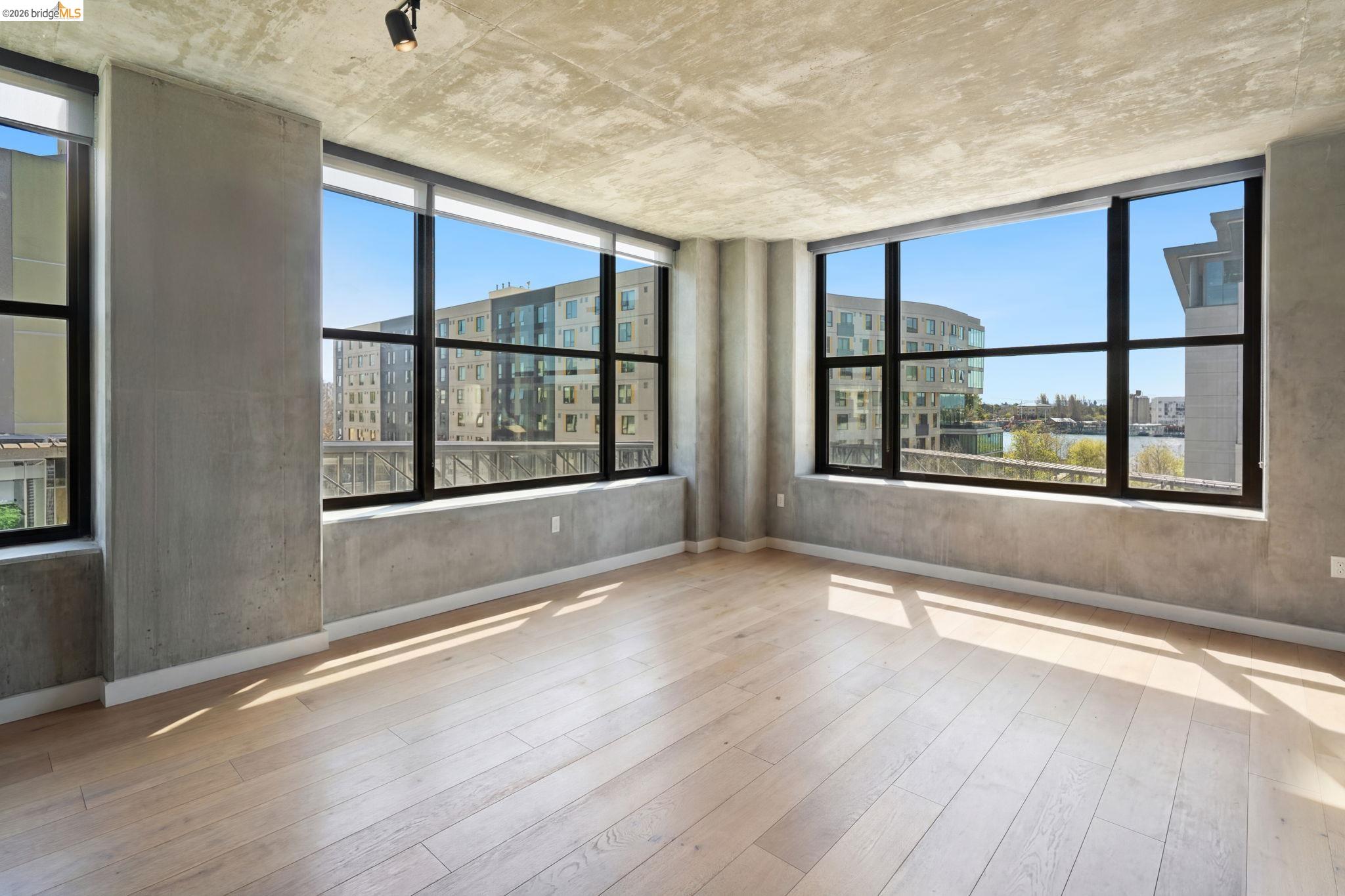 Detail Gallery Image 13 of 45 For 311 2nd St #511,  Oakland,  CA 94607 - 2 Beds | 2 Baths