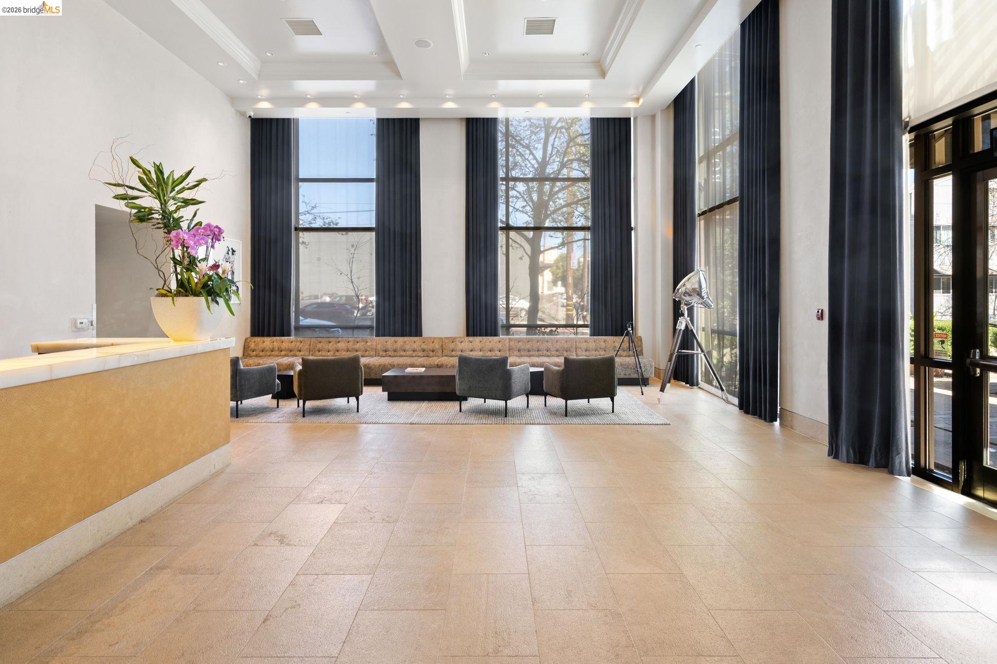 Detail Gallery Image 3 of 45 For 311 2nd St #511,  Oakland,  CA 94607 - 2 Beds | 2 Baths