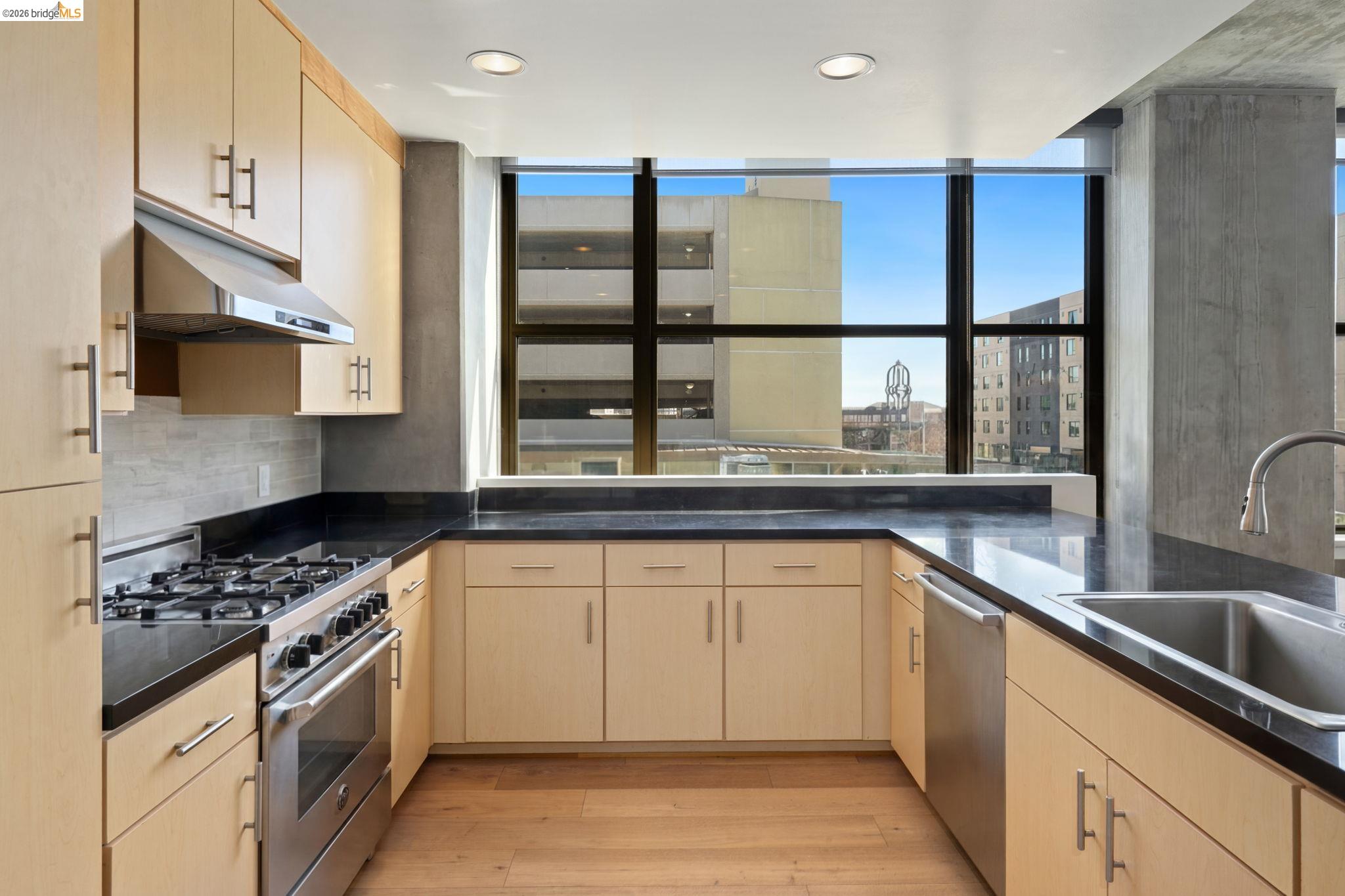 Detail Gallery Image 21 of 45 For 311 2nd St #511,  Oakland,  CA 94607 - 2 Beds | 2 Baths