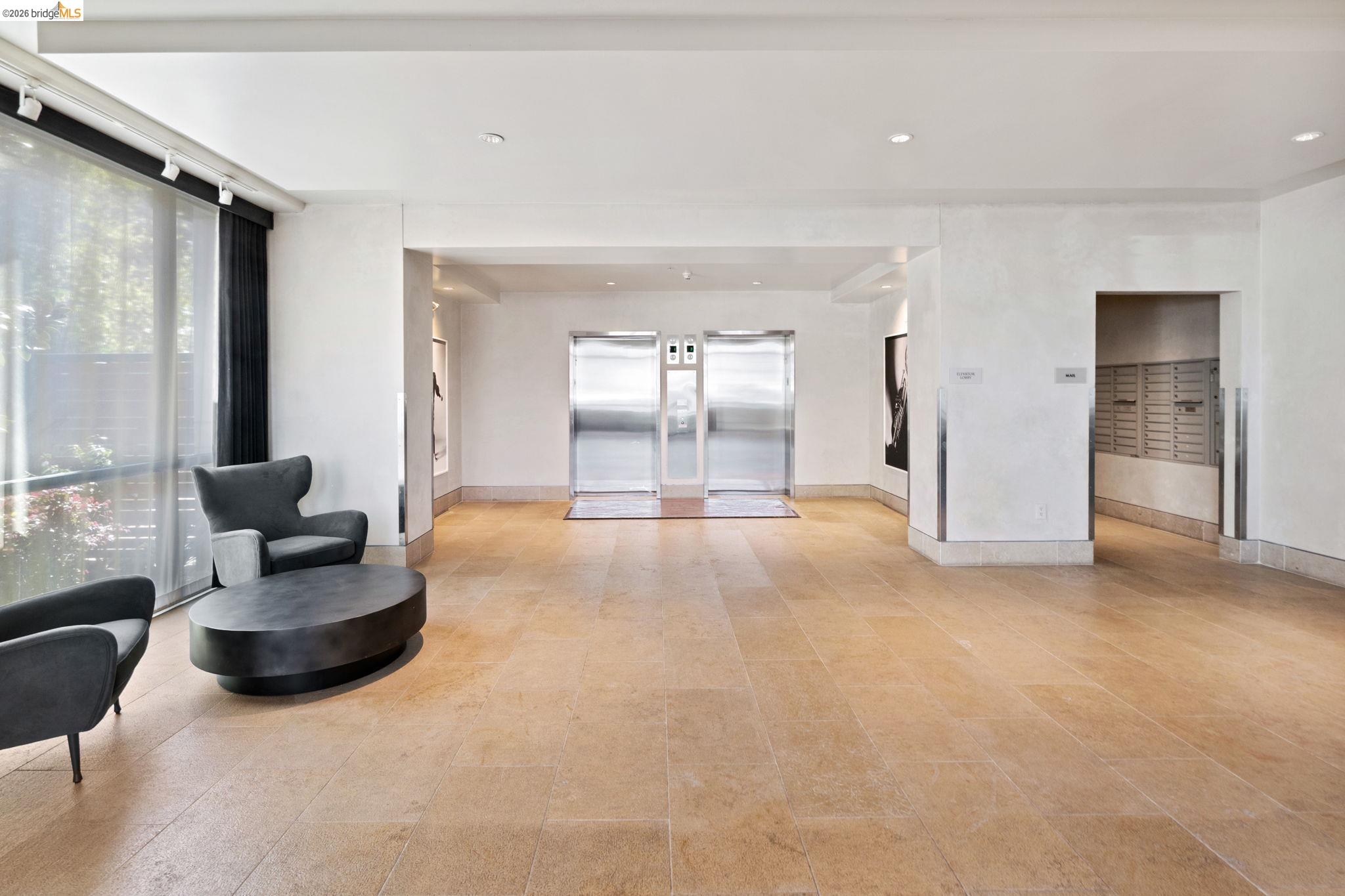 Detail Gallery Image 4 of 45 For 311 2nd St #511,  Oakland,  CA 94607 - 2 Beds | 2 Baths