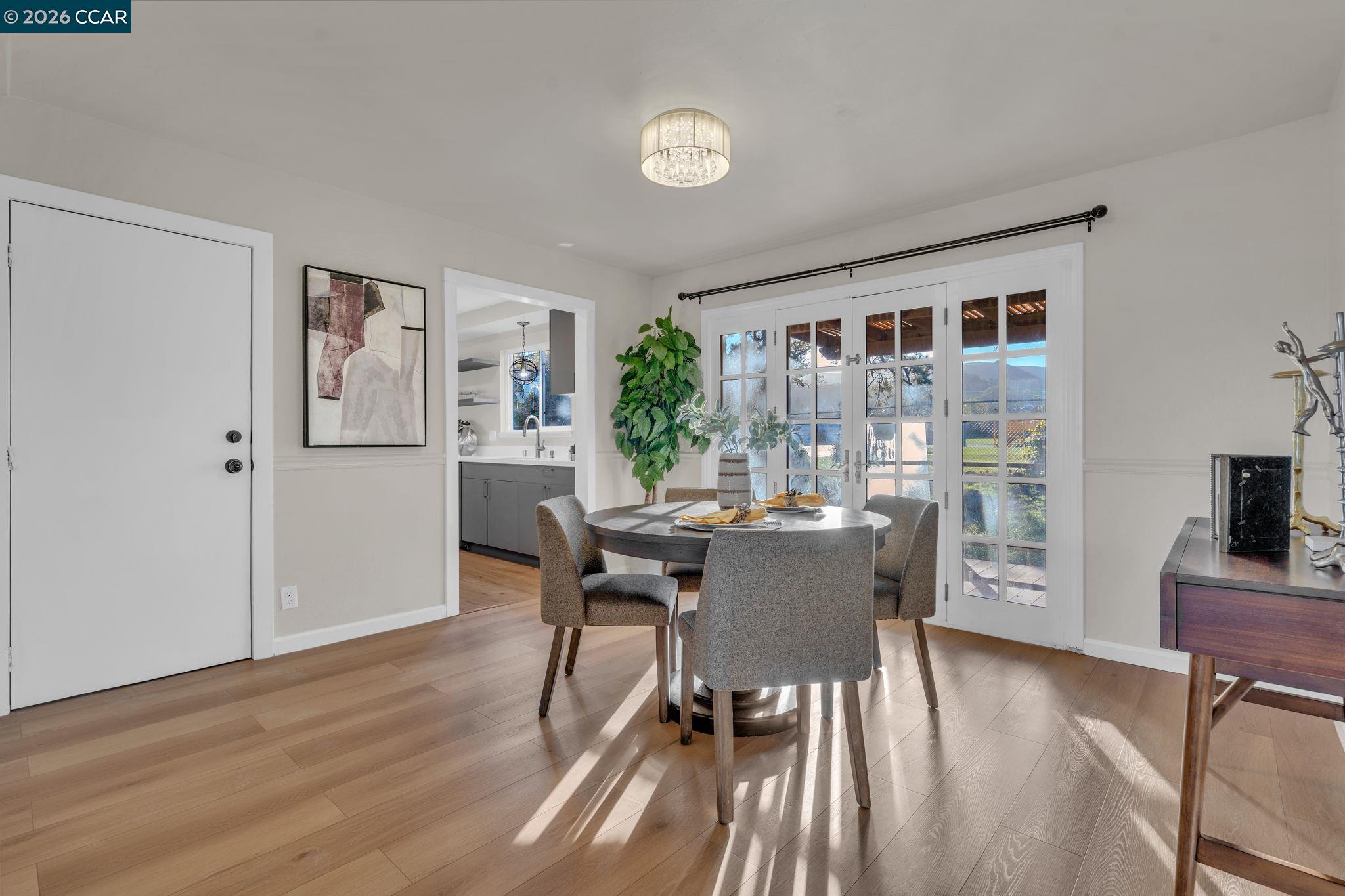 Detail Gallery Image 10 of 44 For 7472 Blue Fox Way, San Ramon,  CA 94583 - 3 Beds | 2 Baths