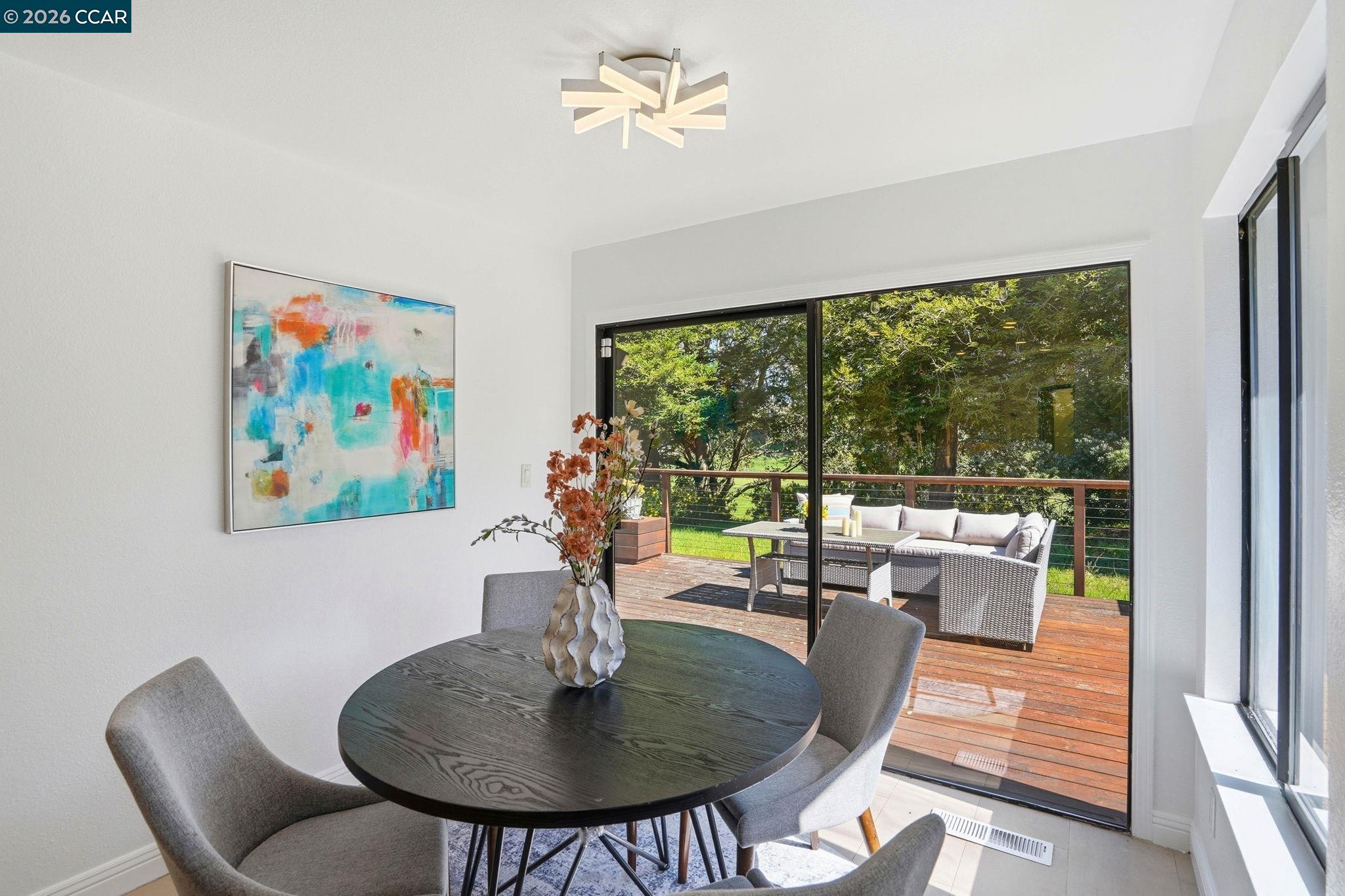 Detail Gallery Image 19 of 43 For 2122 Pinehurst Ct, El Cerrito,  CA 94530 - 3 Beds | 2 Baths