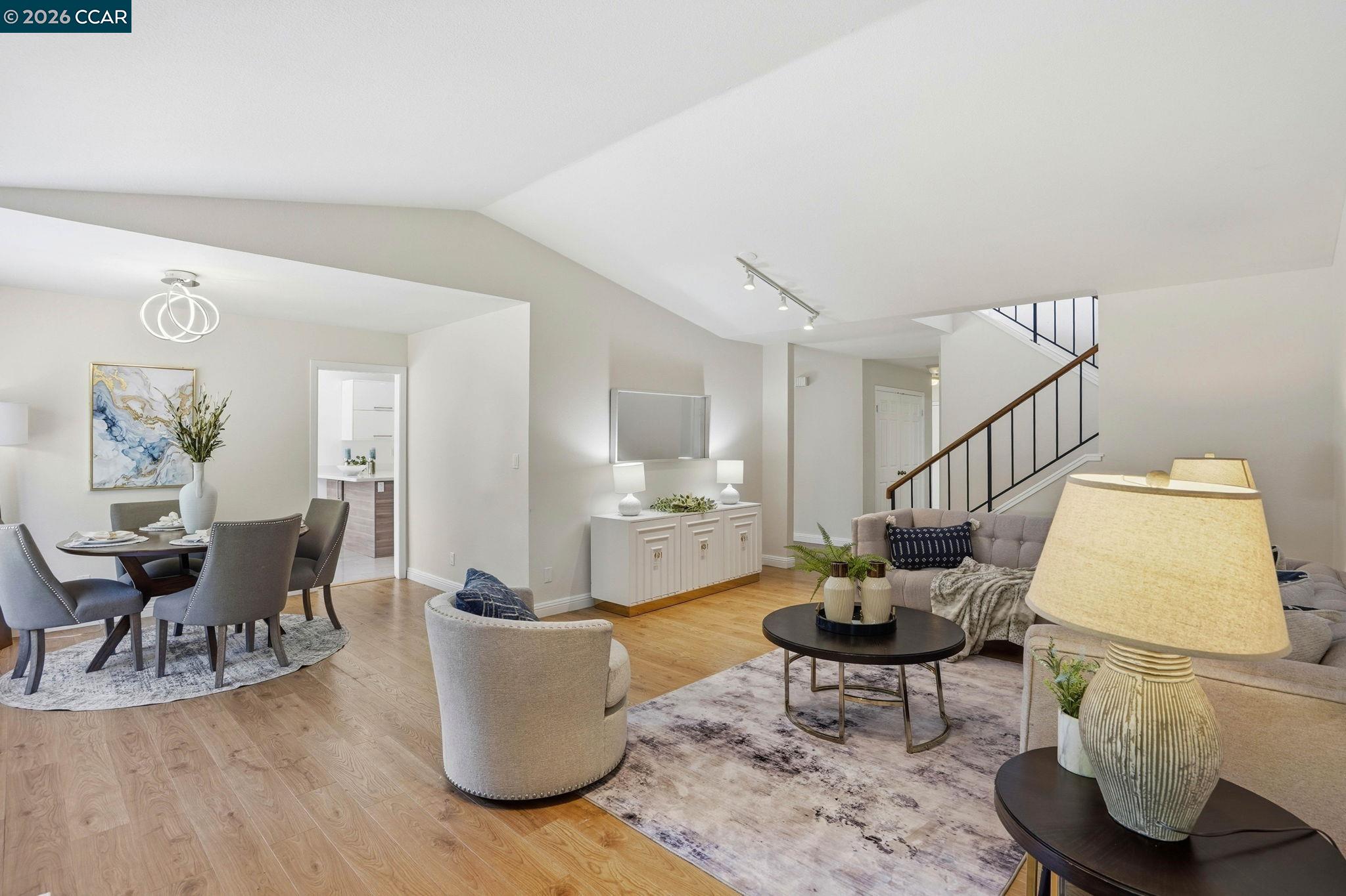 Detail Gallery Image 6 of 43 For 2122 Pinehurst Ct, El Cerrito,  CA 94530 - 3 Beds | 2 Baths