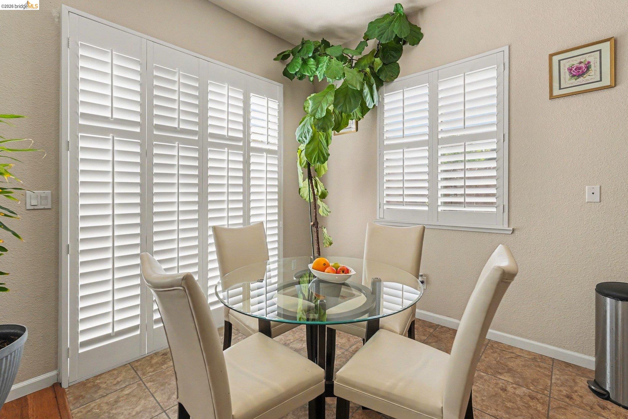 Detail Gallery Image 17 of 36 For 161 Monet Dr, Oakley,  CA 94561 - 4 Beds | 3 Baths