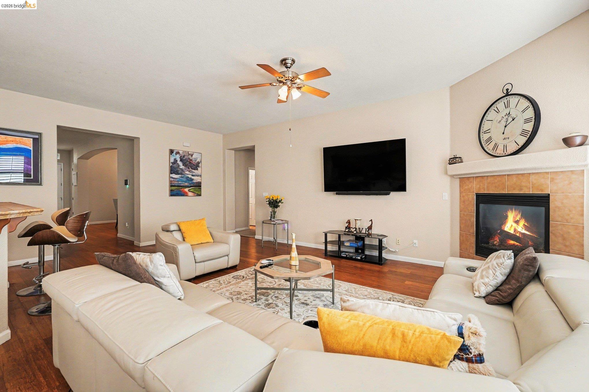 Detail Gallery Image 21 of 36 For 161 Monet Dr, Oakley,  CA 94561 - 4 Beds | 3 Baths