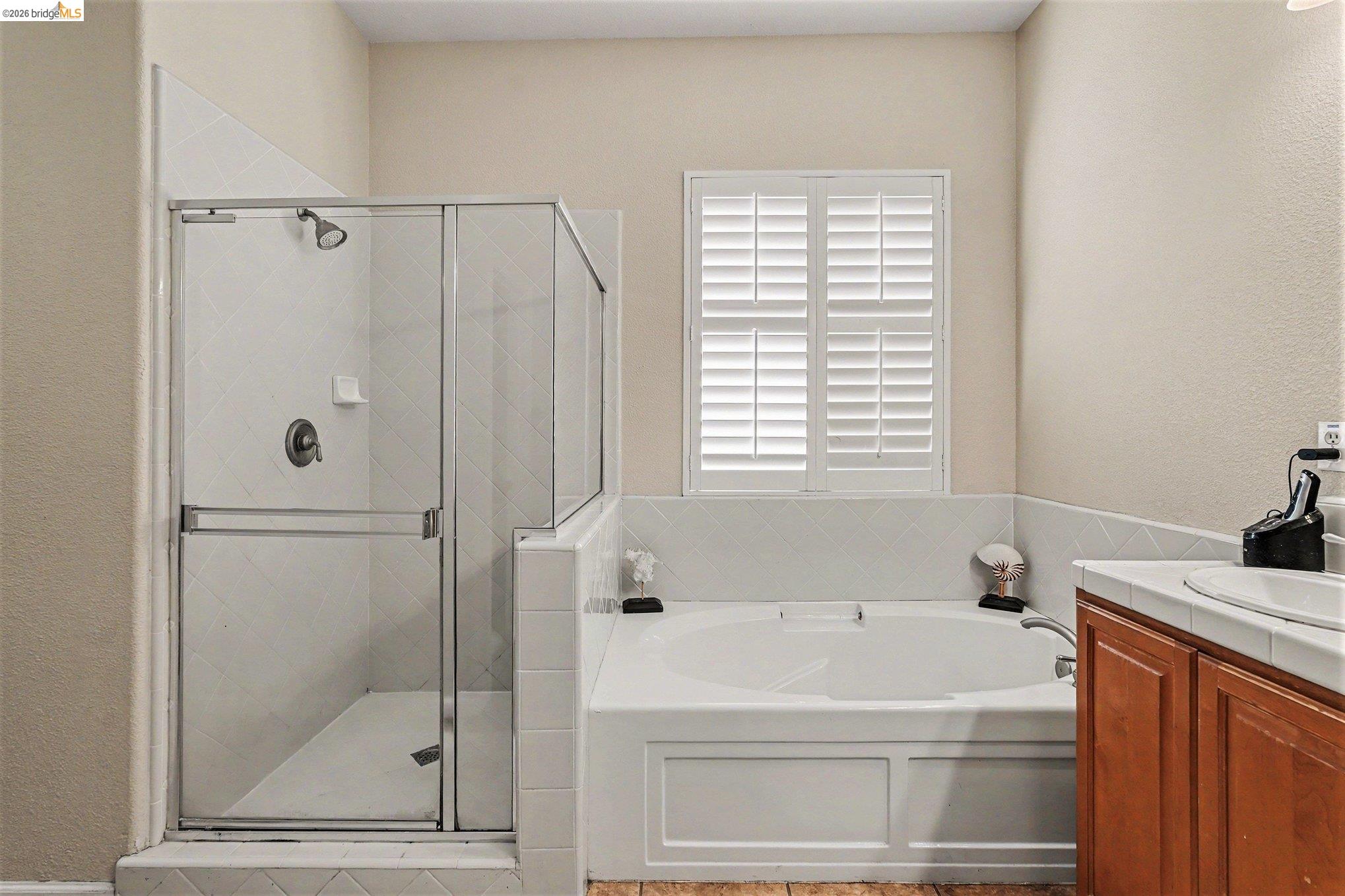 Detail Gallery Image 28 of 36 For 161 Monet Dr, Oakley,  CA 94561 - 4 Beds | 3 Baths