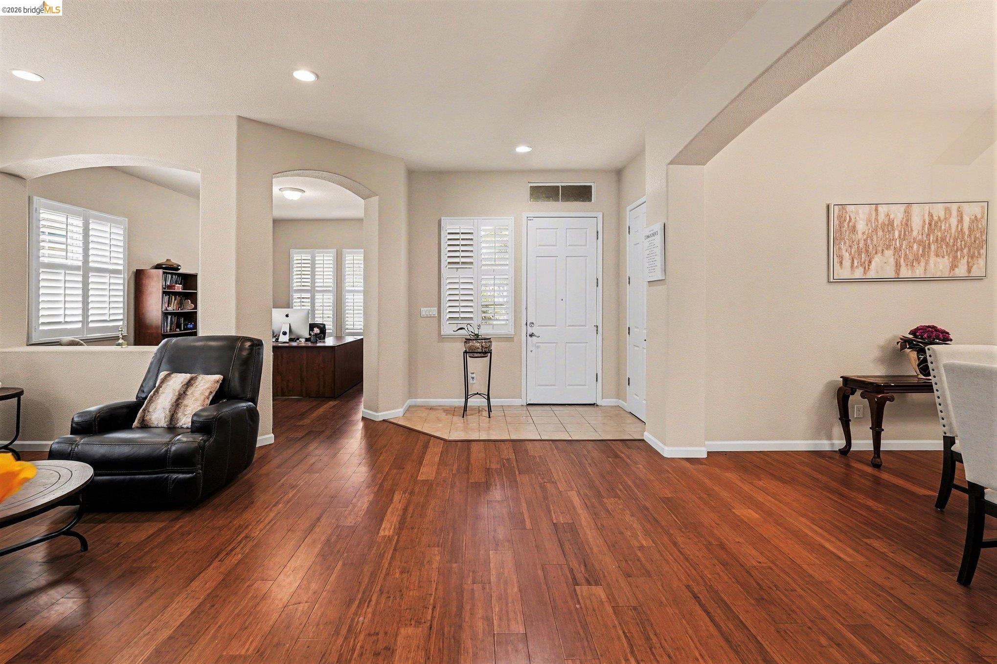 Detail Gallery Image 5 of 36 For 161 Monet Dr, Oakley,  CA 94561 - 4 Beds | 3 Baths