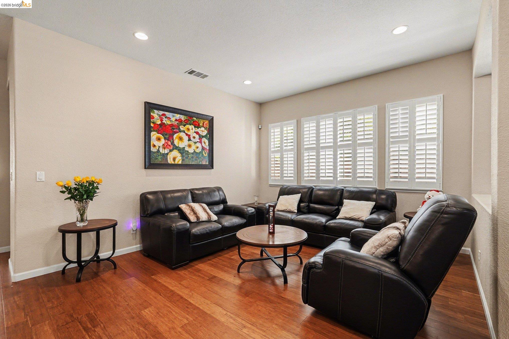 Detail Gallery Image 9 of 36 For 161 Monet Dr, Oakley,  CA 94561 - 4 Beds | 3 Baths