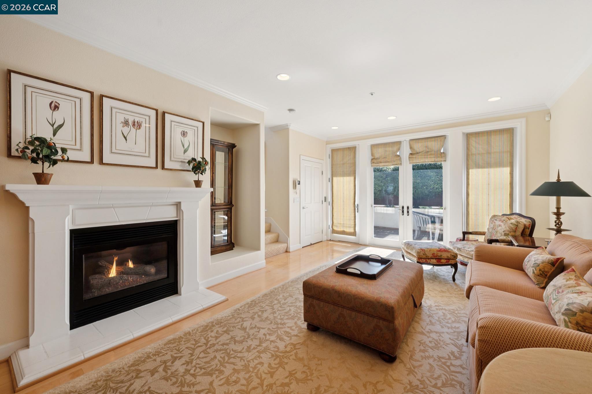 Detail Gallery Image 24 of 60 For 70 Neds Way, Tiburon,  CA 94920 - 2 Beds | 2/1 Baths