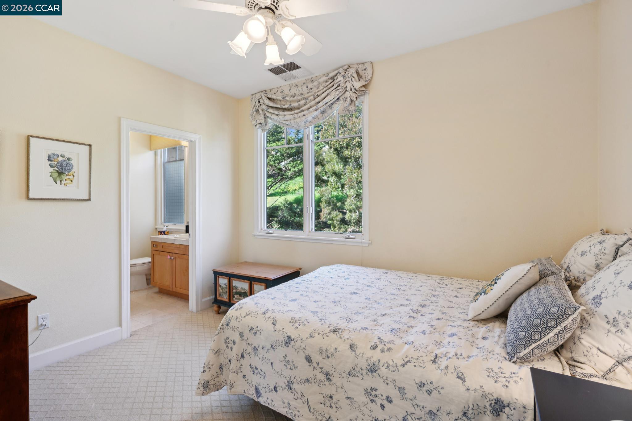 Detail Gallery Image 48 of 60 For 70 Neds Way, Tiburon,  CA 94920 - 2 Beds | 2/1 Baths