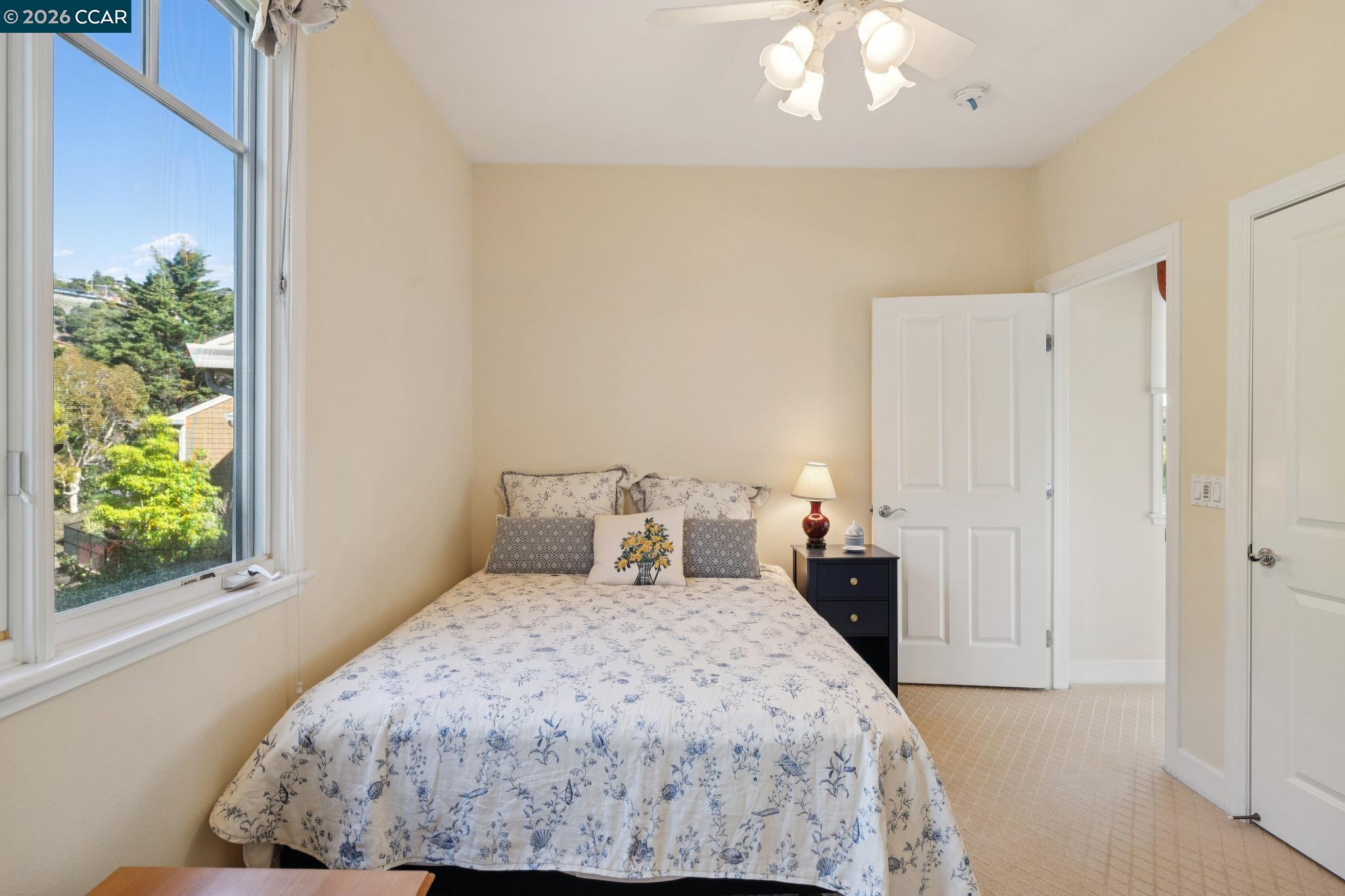 Detail Gallery Image 49 of 60 For 70 Neds Way, Tiburon,  CA 94920 - 2 Beds | 2/1 Baths