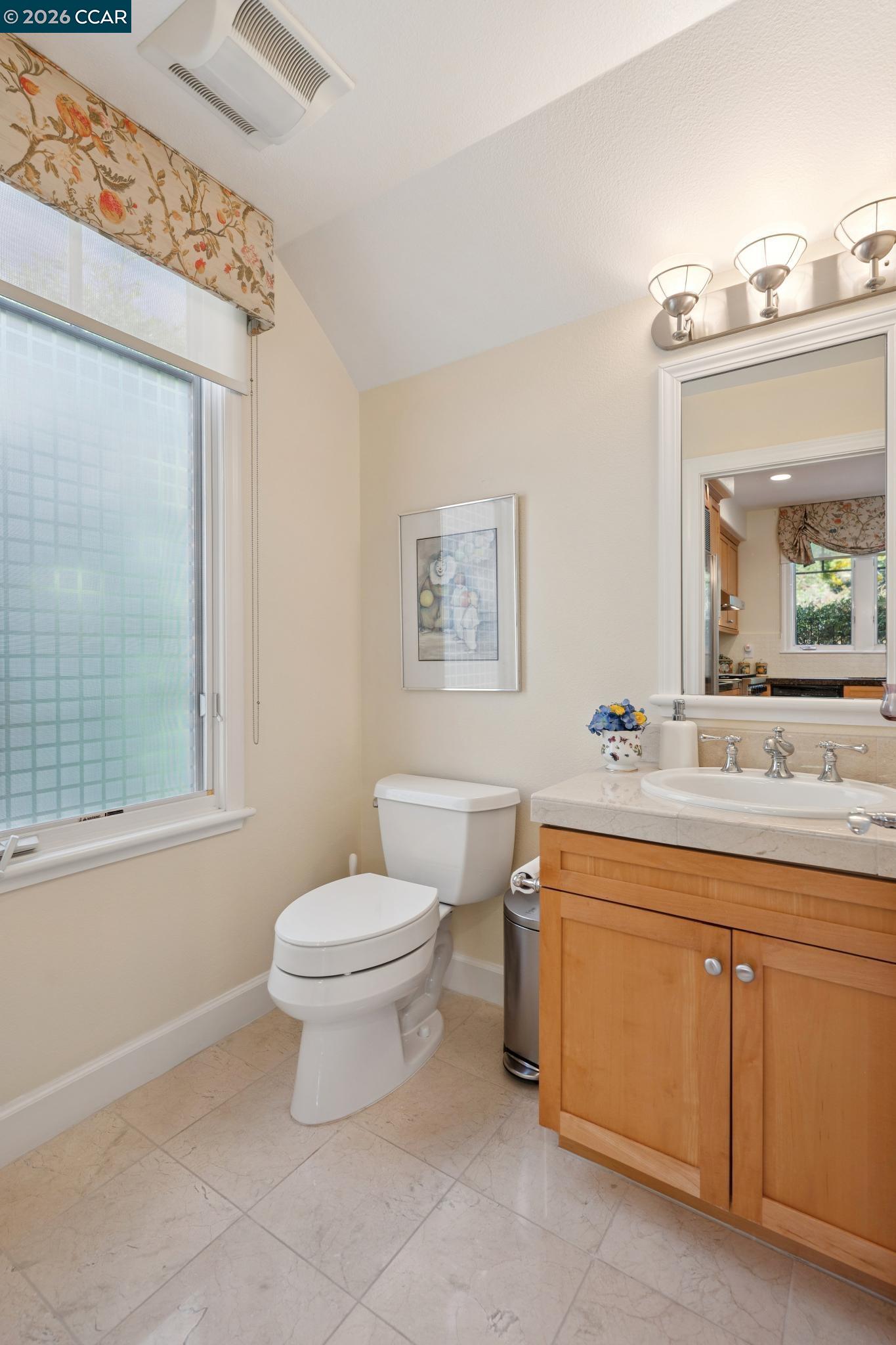 Detail Gallery Image 57 of 60 For 70 Neds Way, Tiburon,  CA 94920 - 2 Beds | 2/1 Baths