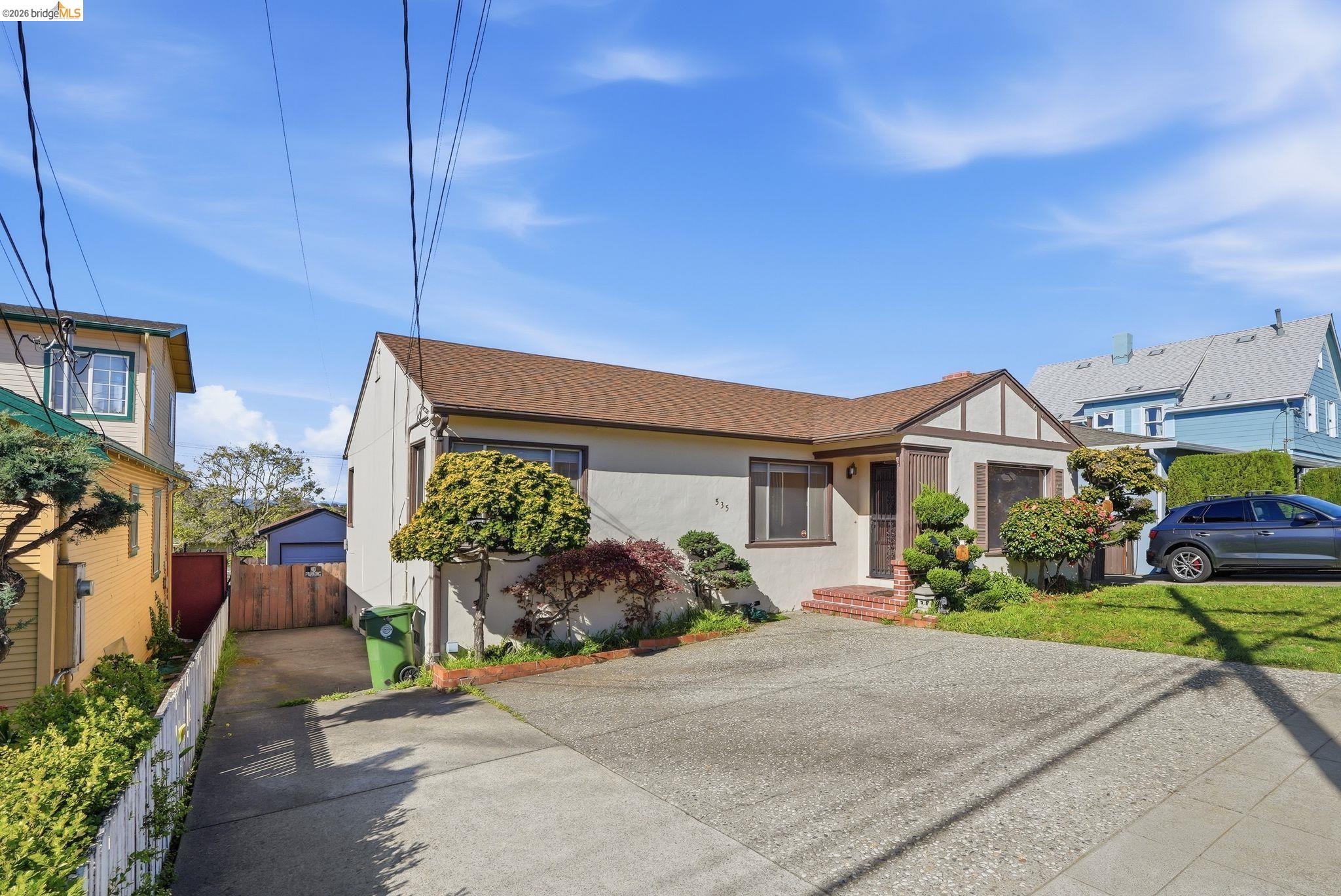 Detail Gallery Image 2 of 25 For 535 Norvell St, El Cerrito,  CA 94530 - 3 Beds | 1 Baths