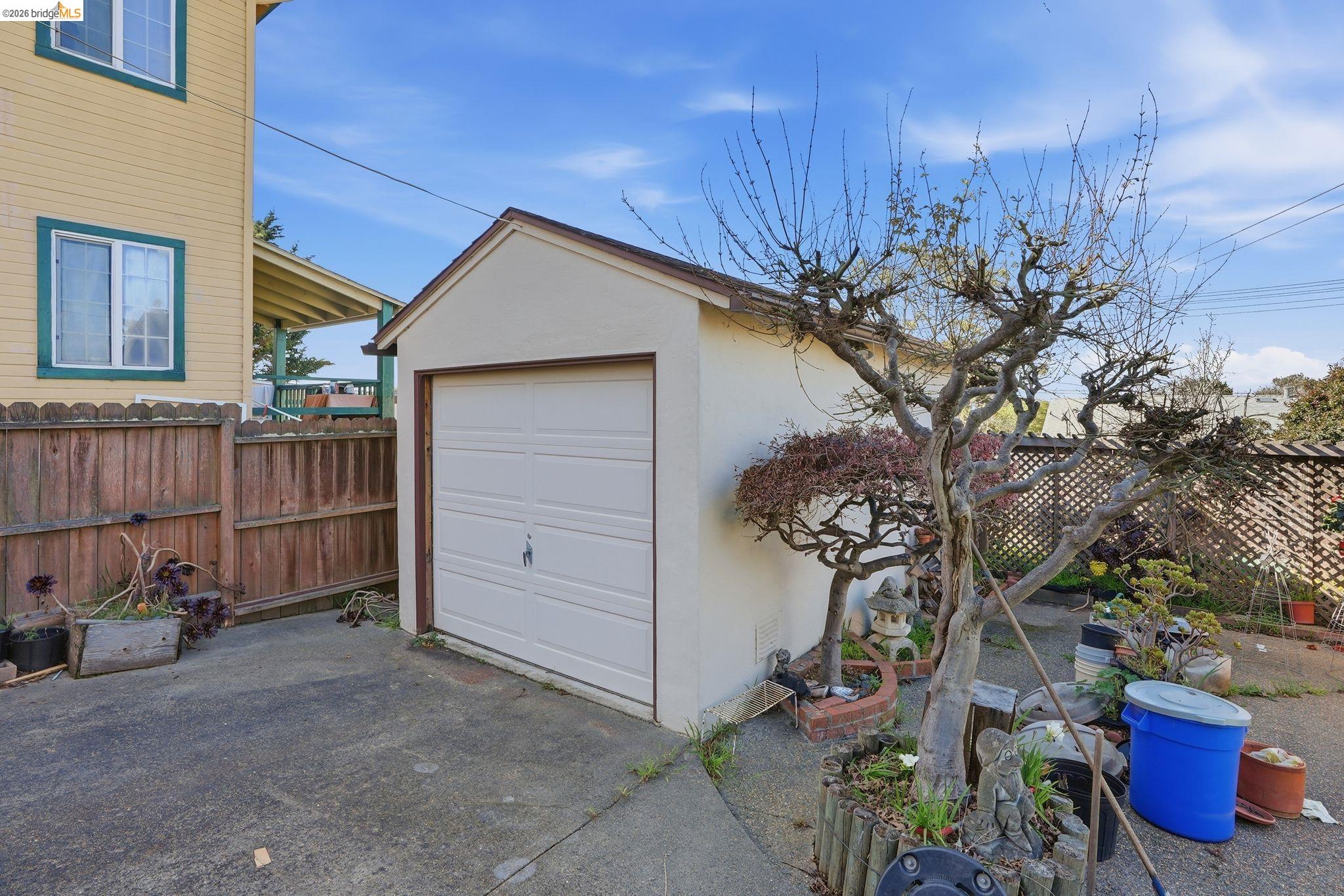 Detail Gallery Image 20 of 25 For 535 Norvell St, El Cerrito,  CA 94530 - 3 Beds | 1 Baths