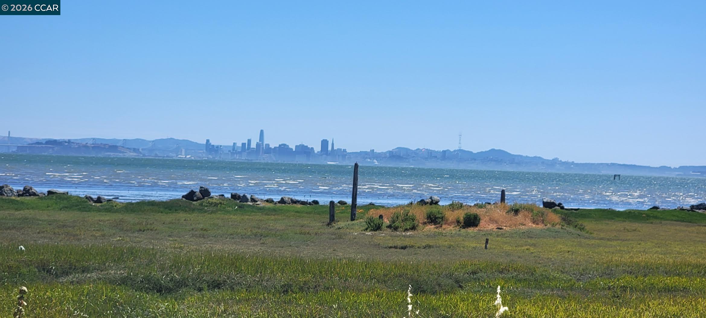 Detail Gallery Image 14 of 14 For 4800 Bayview Ave Apt B,  Richmond,  CA 94804 - 3 Beds | 1 Baths