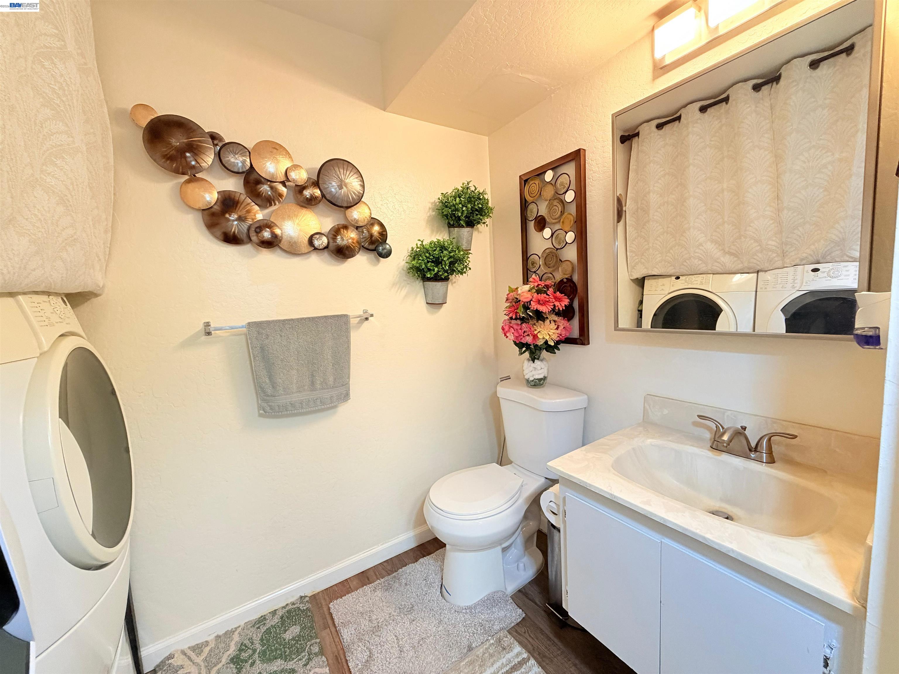 Detail Gallery Image 10 of 25 For 38533 Vancouver Cmn, Fremont,  CA 94536 - 2 Beds | 1/1 Baths