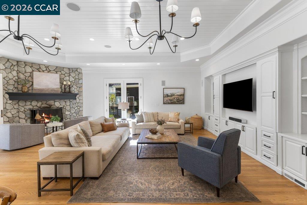 Detail Gallery Image 20 of 60 For 218 Erselia Trl, Alamo,  CA 94507 - 5 Beds | 5 Baths